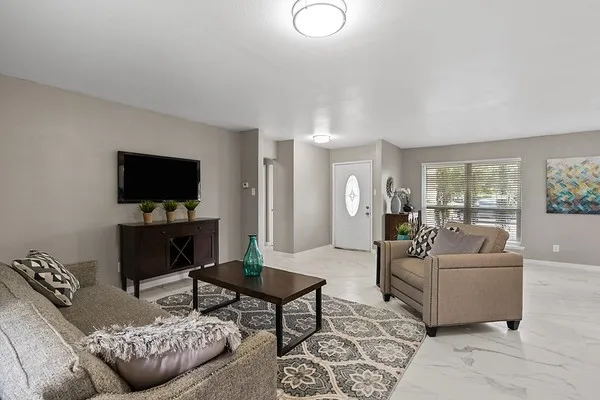 Single Family Residence For Rent in Dallas County , 3451 Morningstar Lane, Farmers Branch, Texas 75234, 4 Bedroom, 2 Bathroom, 1 Garage spaces, 1,963 Sqft, built in 1960, mls#21363397, Real Estate Agent in Farmers Branch, Homes For Rent in Dallas county, Homes For Rent in Farmers Branch, Realtor in Farmers Branch Texas, Real Estate Brokerage Independent Realty Texas, Luminita Cordes Realtor