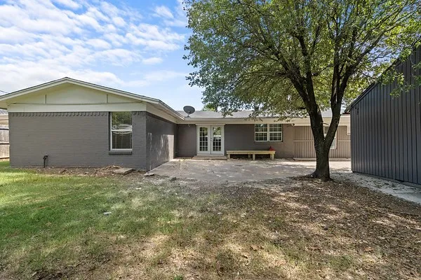 Single Family Residence For Rent in Dallas County , 3451 Morningstar Lane, Farmers Branch, Texas 75234, 4 Bedroom, 2 Bathroom, 1 Garage spaces, 1,963 Sqft, built in 1960, mls#21363397, Real Estate Agent in Farmers Branch, Homes For Rent in Dallas county, Homes For Rent in Farmers Branch, Realtor in Farmers Branch Texas, Real Estate Brokerage Independent Realty Texas, Luminita Cordes Realtor