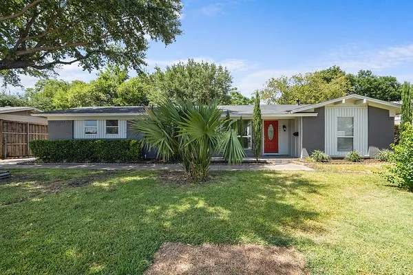 Single Family Residence For Rent
