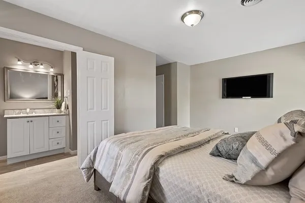 Single Family Residence For Rent in Dallas County , 3451 Morningstar Lane, Farmers Branch, Texas 75234, 4 Bedroom, 2 Bathroom, 1 Garage spaces, 1,963 Sqft, built in 1960, mls#21363397, Real Estate Agent in Farmers Branch, Homes For Rent in Dallas county, Homes For Rent in Farmers Branch, Realtor in Farmers Branch Texas, Real Estate Brokerage Independent Realty Texas, Luminita Cordes Realtor
