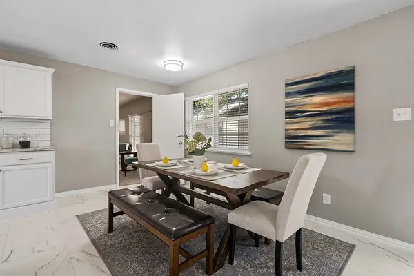 Single Family Residence For Rent in Dallas County , 3451 Morningstar Lane, Farmers Branch, Texas 75234, 4 Bedroom, 2 Bathroom, 1 Garage spaces, 1,963 Sqft, built in 1960, mls#21363397, Real Estate Agent in Farmers Branch, Homes For Rent in Dallas county, Homes For Rent in Farmers Branch, Realtor in Farmers Branch Texas, Real Estate Brokerage Independent Realty Texas, Luminita Cordes Realtor