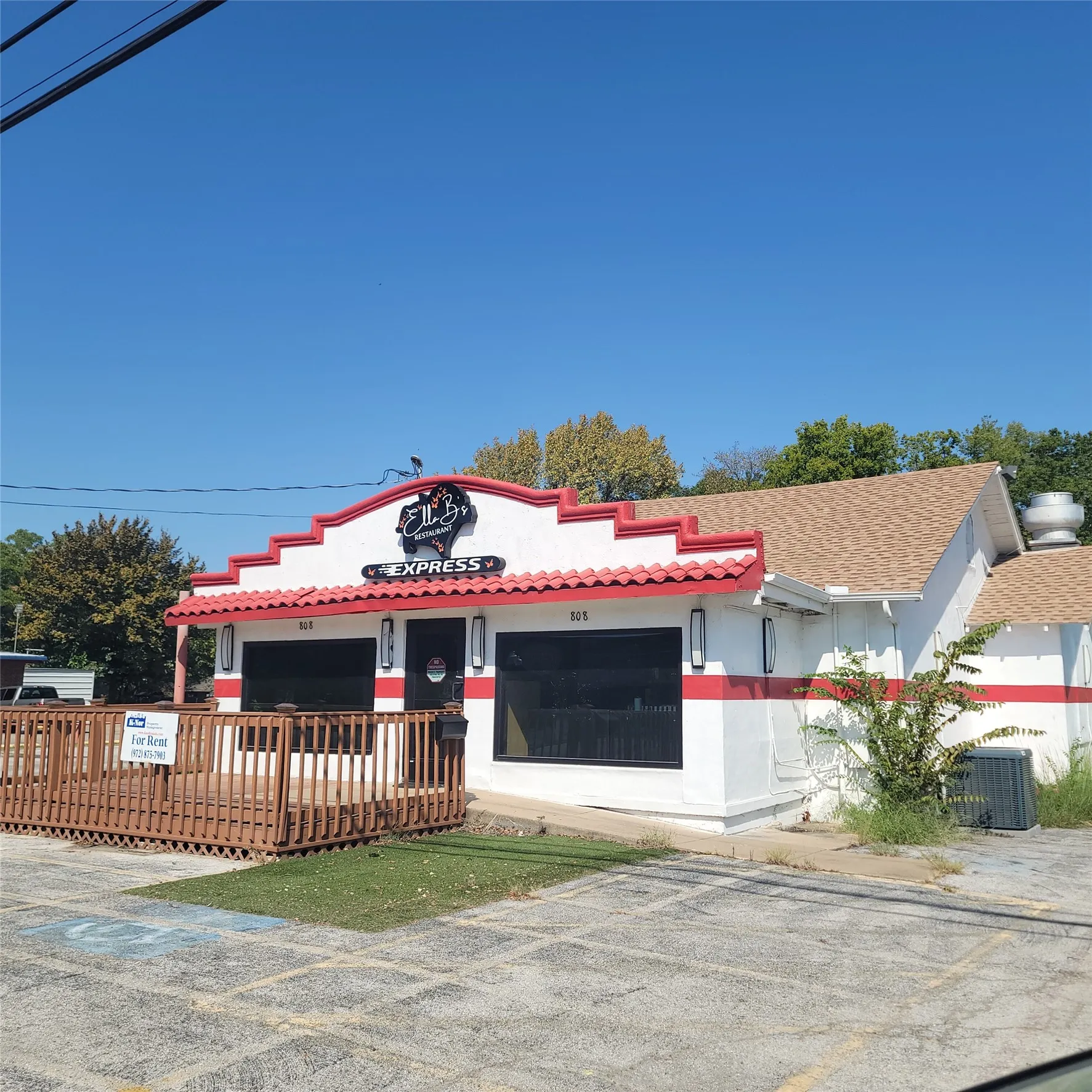 Retail For Rent in Ellis County , 808 W Ennis Avenue, Ennis, Texas 75119, 0, 0, Garage spaces, 0 Sqft, built in 1945, Price $4,500, mls#21363411, Real Estate Agent in Ennis, Homes For Rent in Ellis county, Homes For Rent in Ennis, Realtor in Ennis Texas, Real Estate Brokerage Independent Realty Texas, Luminita Cordes Realtor