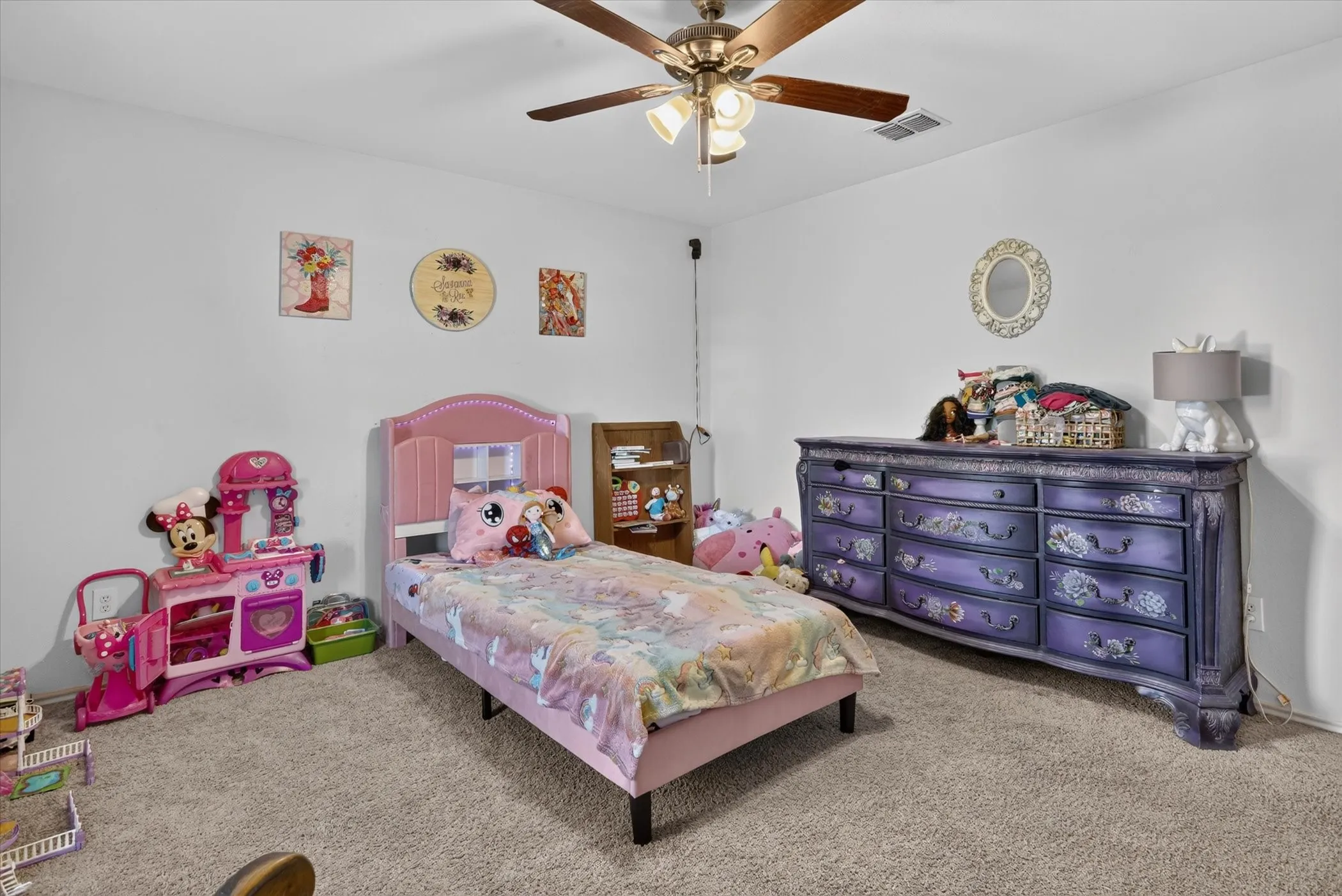 Single Family Residence For Sale in Tarrant County , 5025 River Rock Boulevard, Fort Worth, Texas 76179, 4 Bedroom, 3 Bathroom, 2 Garage spaces, 2,566 Sqft, built in 2007, mls#21363428, Real Estate Agent in Fort Worth, Homes For Sale in Tarrant county, Homes For Sale in Fort Worth, Realtor in Fort Worth Texas, Real Estate Brokerage Independent Realty Texas, Luminita Cordes Realtor