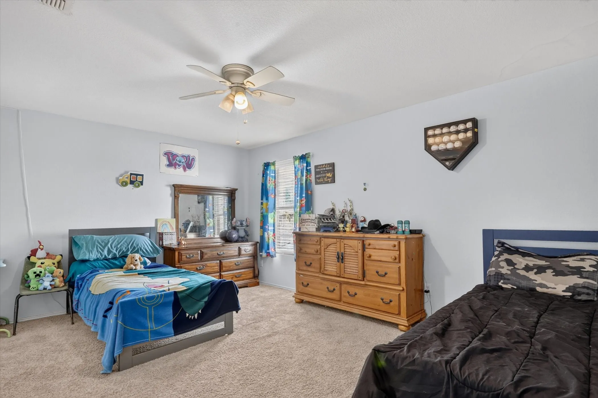 Single Family Residence For Sale in Tarrant County , 5025 River Rock Boulevard, Fort Worth, Texas 76179, 4 Bedroom, 3 Bathroom, 2 Garage spaces, 2,566 Sqft, built in 2007, mls#21363428, Real Estate Agent in Fort Worth, Homes For Sale in Tarrant county, Homes For Sale in Fort Worth, Realtor in Fort Worth Texas, Real Estate Brokerage Independent Realty Texas, Luminita Cordes Realtor