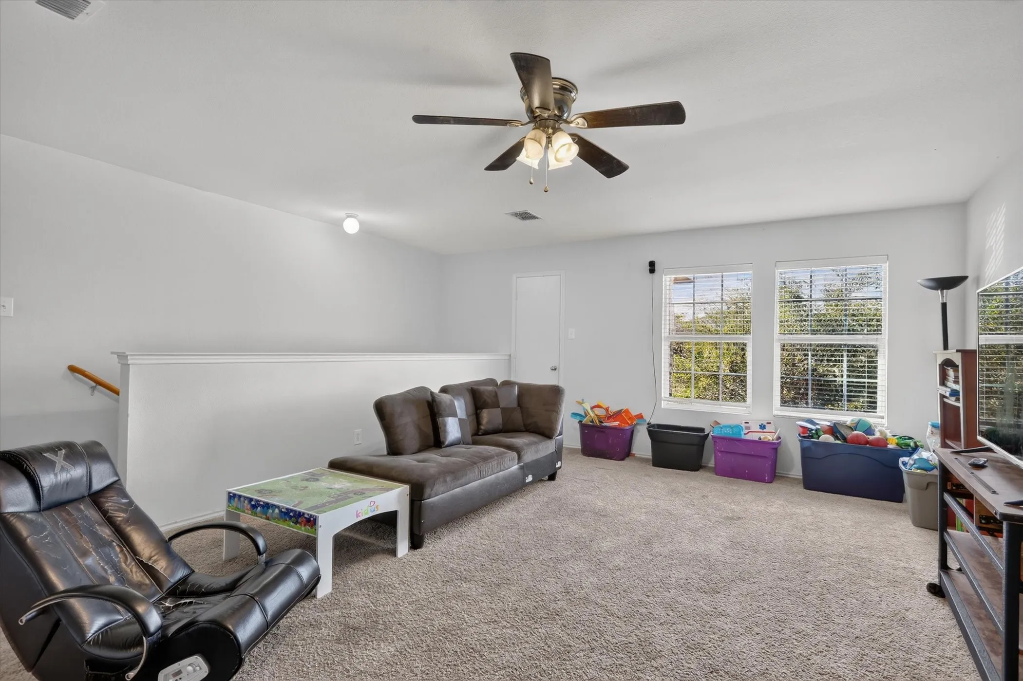 Single Family Residence For Sale in Tarrant County , 5025 River Rock Boulevard, Fort Worth, Texas 76179, 4 Bedroom, 3 Bathroom, 2 Garage spaces, 2,566 Sqft, built in 2007, mls#21363428, Real Estate Agent in Fort Worth, Homes For Sale in Tarrant county, Homes For Sale in Fort Worth, Realtor in Fort Worth Texas, Real Estate Brokerage Independent Realty Texas, Luminita Cordes Realtor