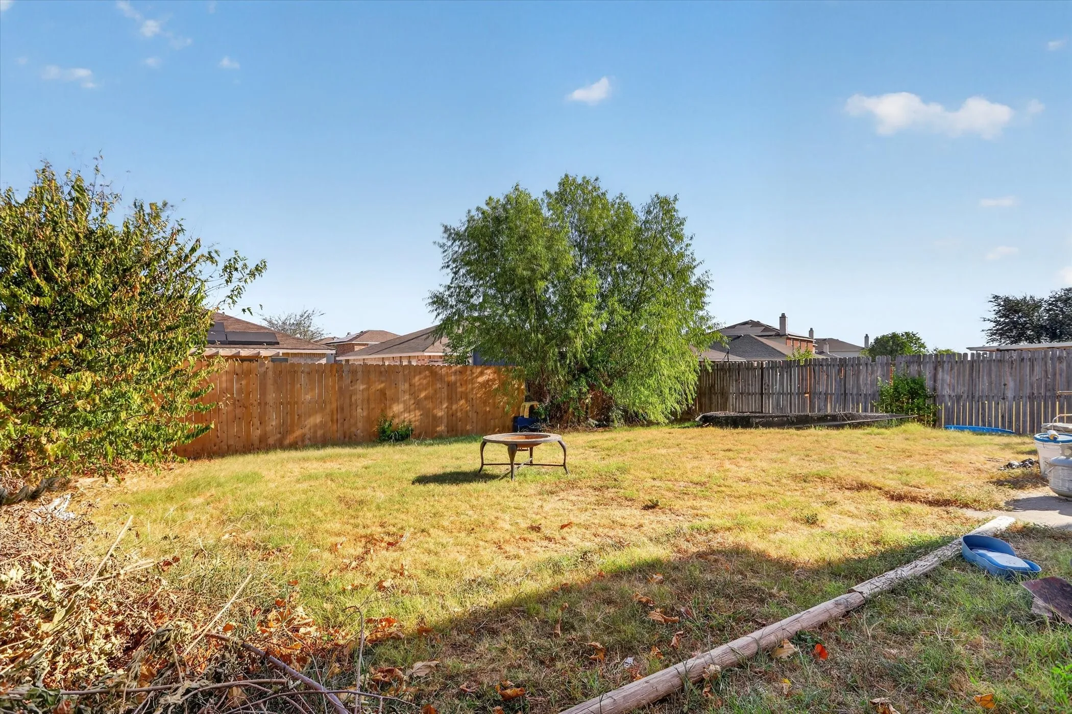 Single Family Residence For Sale in Tarrant County , 5025 River Rock Boulevard, Fort Worth, Texas 76179, 4 Bedroom, 3 Bathroom, 2 Garage spaces, 2,566 Sqft, built in 2007, mls#21363428, Real Estate Agent in Fort Worth, Homes For Sale in Tarrant county, Homes For Sale in Fort Worth, Realtor in Fort Worth Texas, Real Estate Brokerage Independent Realty Texas, Luminita Cordes Realtor
