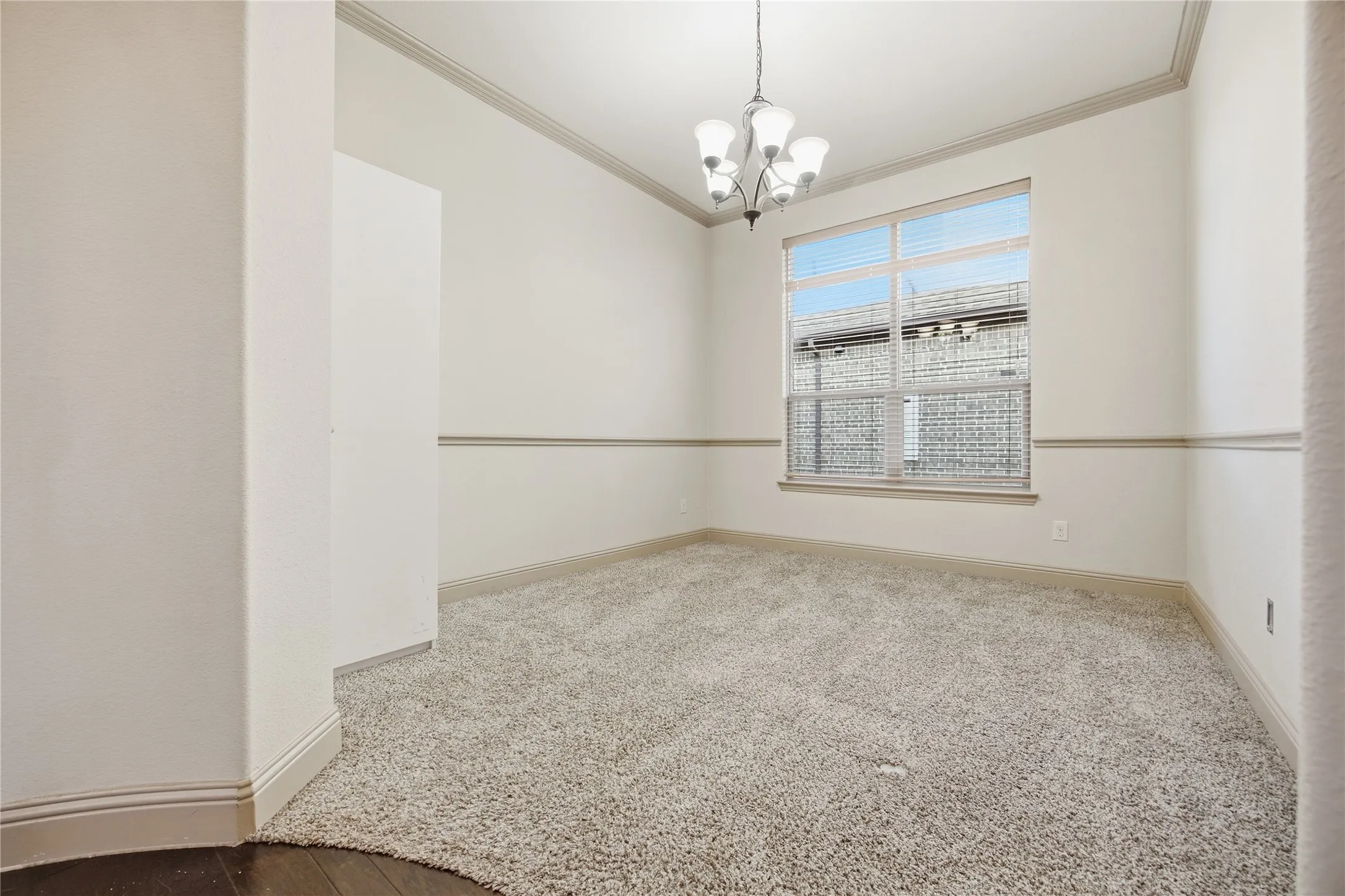 Single Family Residence For Rent in Rockwall County , 607 Deverson Drive, Rockwall, Texas 75087, 3 Bedroom, 2 Bathroom, 2 Garage spaces, 2,006 Sqft, built in 2013, mls#21361195, Real Estate Agent in Rockwall, Homes For Rent in Rockwall county, Homes For Rent in Rockwall, Realtor in Rockwall Texas, Real Estate Brokerage Independent Realty Texas, Luminita Cordes Realtor