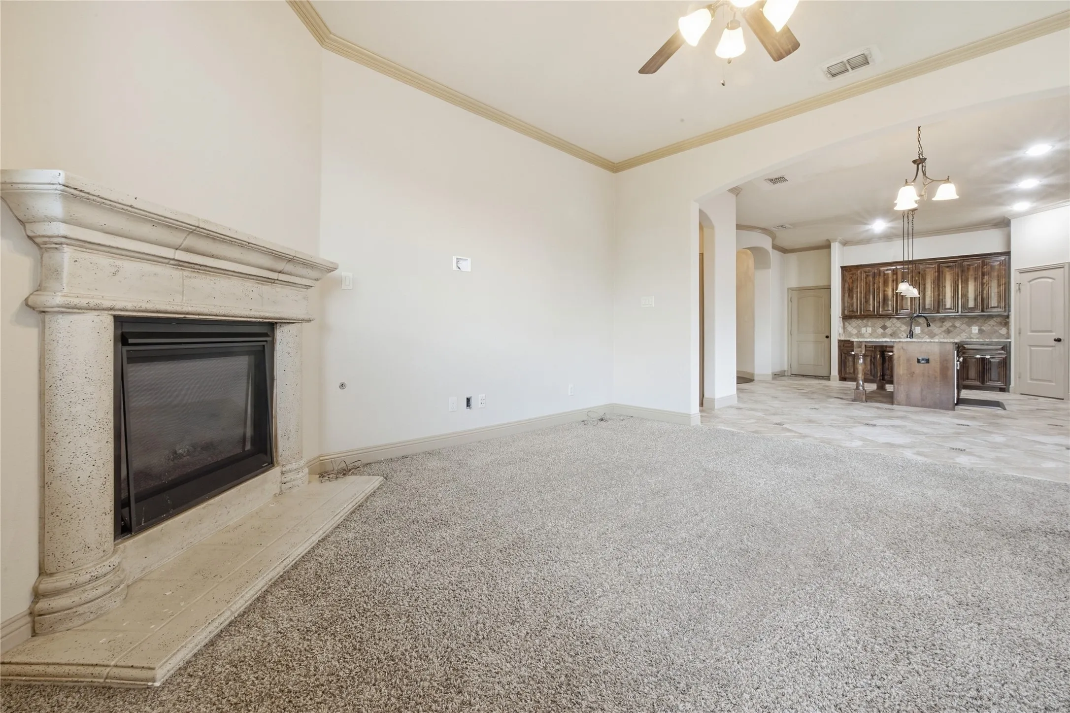 Single Family Residence For Rent in Rockwall County , 607 Deverson Drive, Rockwall, Texas 75087, 3 Bedroom, 2 Bathroom, 2 Garage spaces, 2,006 Sqft, built in 2013, mls#21361195, Real Estate Agent in Rockwall, Homes For Rent in Rockwall county, Homes For Rent in Rockwall, Realtor in Rockwall Texas, Real Estate Brokerage Independent Realty Texas, Luminita Cordes Realtor