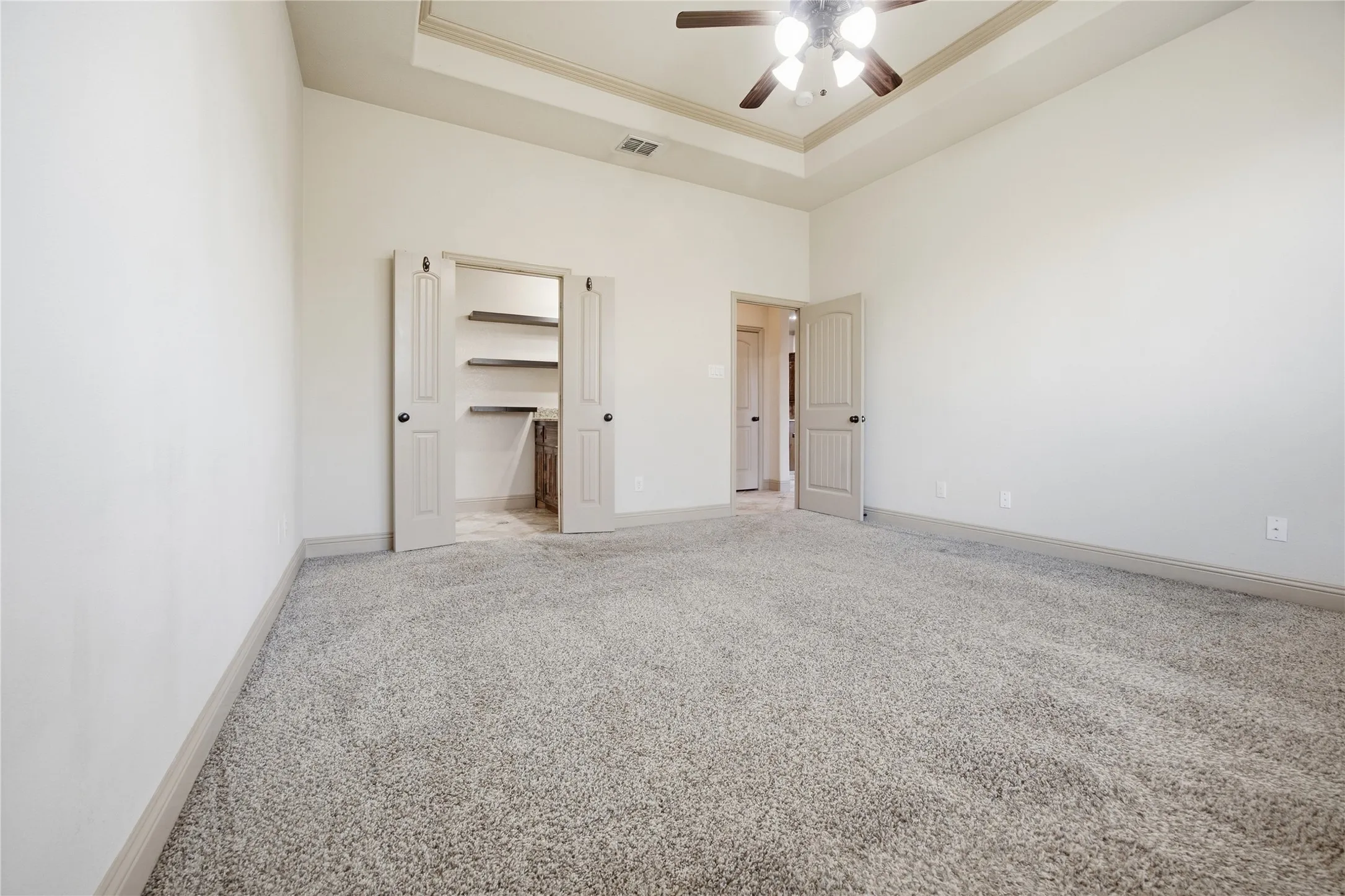 Single Family Residence For Rent in Rockwall County , 607 Deverson Drive, Rockwall, Texas 75087, 3 Bedroom, 2 Bathroom, 2 Garage spaces, 2,006 Sqft, built in 2013, mls#21361195, Real Estate Agent in Rockwall, Homes For Rent in Rockwall county, Homes For Rent in Rockwall, Realtor in Rockwall Texas, Real Estate Brokerage Independent Realty Texas, Luminita Cordes Realtor