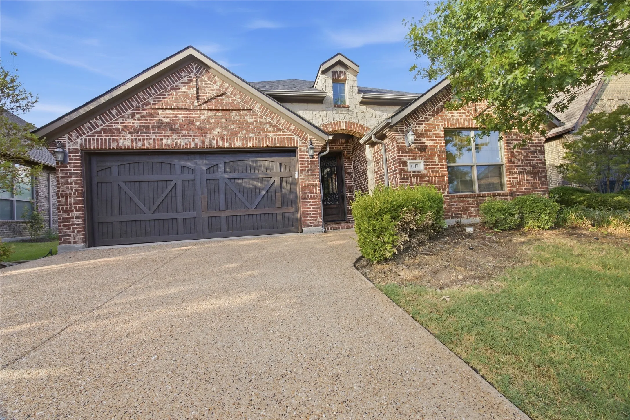 Single Family Residence For Rent in Rockwall County , 607 Deverson Drive, Rockwall, Texas 75087, 3 Bedroom, 2 Bathroom, 2 Garage spaces, 2,006 Sqft, built in 2013, mls#21361195, Real Estate Agent in Rockwall, Homes For Rent in Rockwall county, Homes For Rent in Rockwall, Realtor in Rockwall Texas, Real Estate Brokerage Independent Realty Texas, Luminita Cordes Realtor