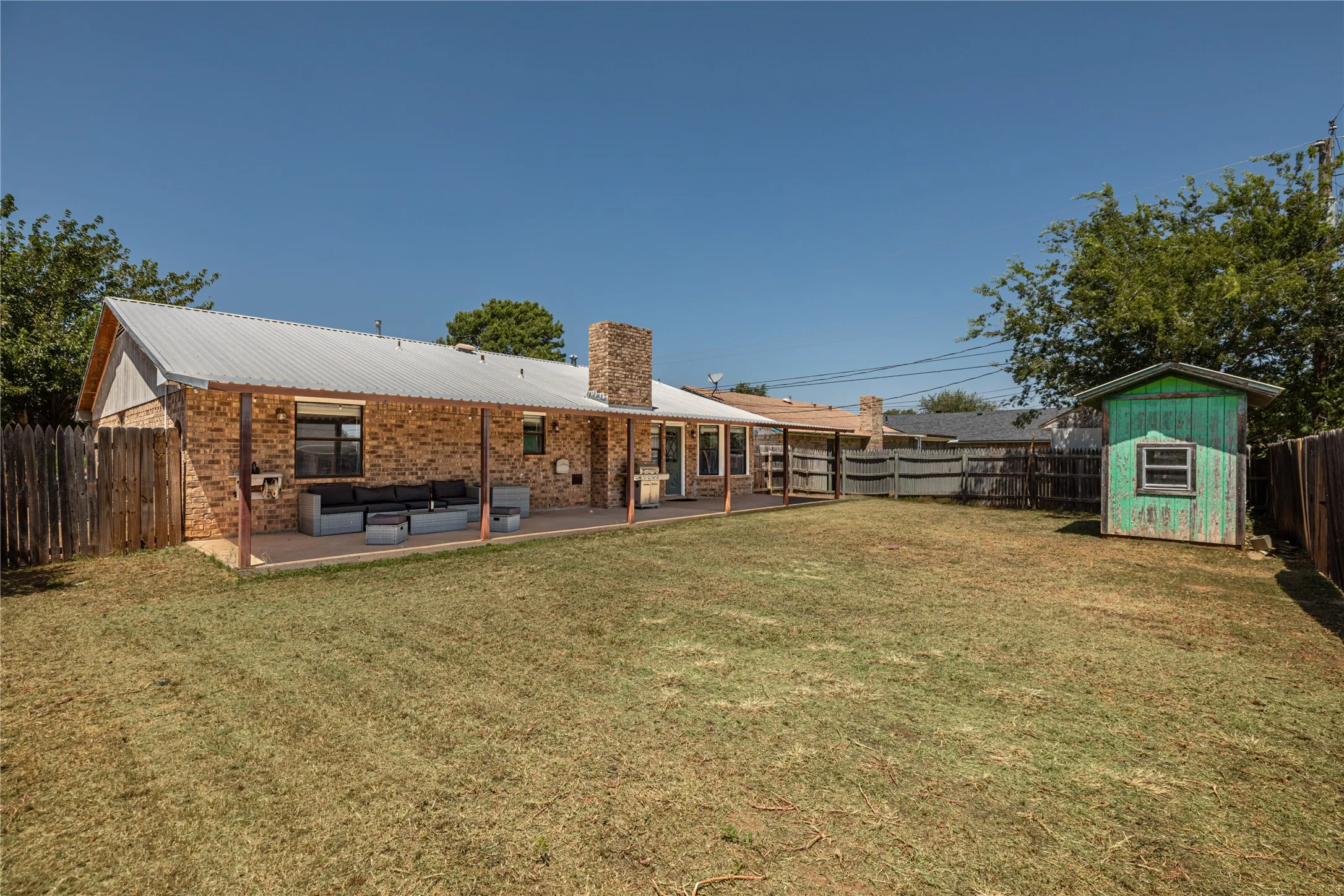Single Family Residence For Rent in Taylor County , 2317 Kerry Lane, Abilene, Texas 79606, 4 Bedroom, 2 Bathroom, 1 Garage spaces, 1,973 Sqft, built in 1980, mls#21363429, Real Estate Agent in Abilene, Homes For Rent in Taylor county, Homes For Rent in Abilene, Realtor in Abilene Texas, Real Estate Brokerage Independent Realty Texas, Luminita Cordes Realtor