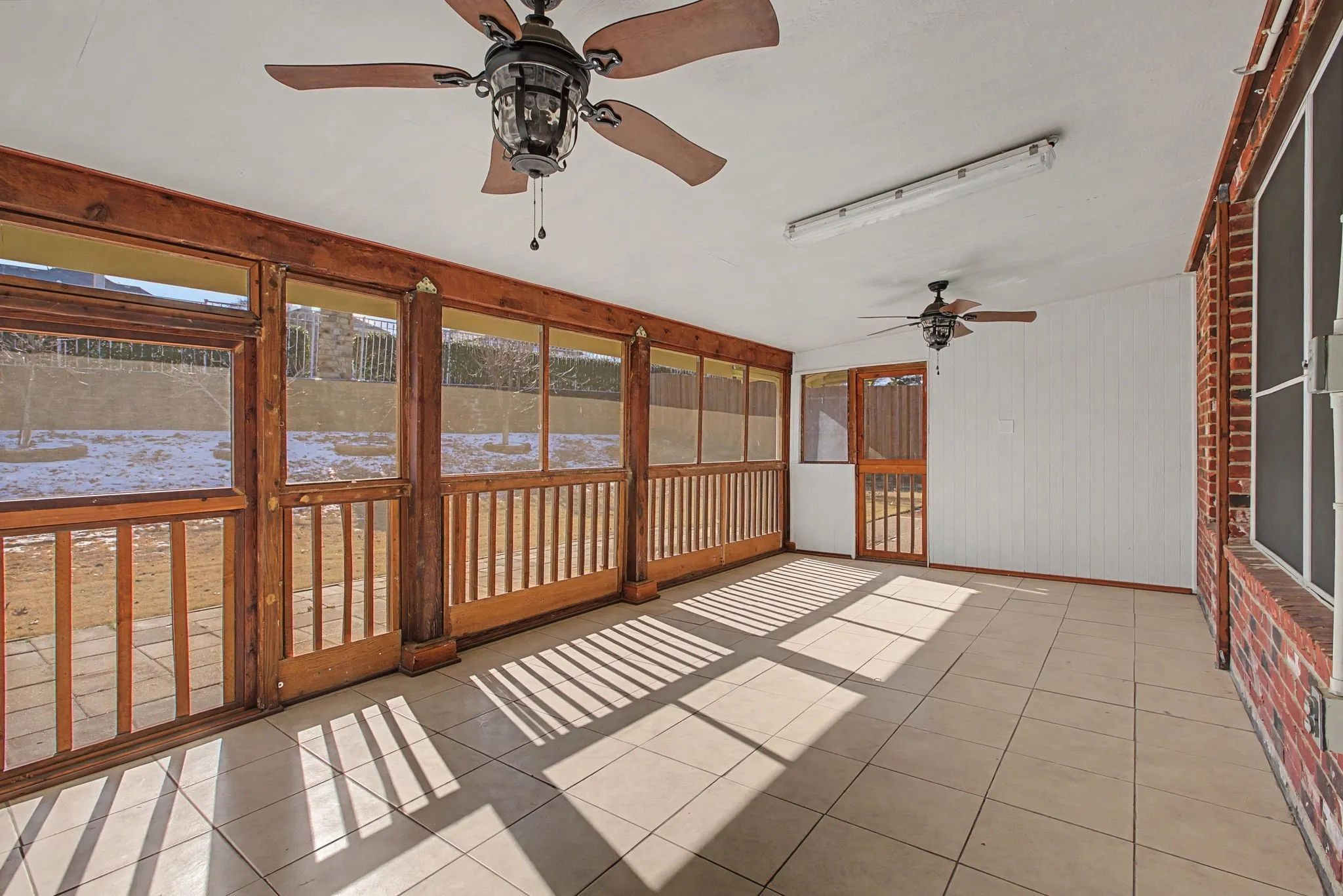 Single Family Residence For Sale in Dallas County , 1610 Lakeland Park Drive, Garland, Texas 75043, 4 Bedroom, 5 Bathroom, 2 Garage spaces, 3,290 Sqft, built in 1999, mls#21363440, Real Estate Agent in Garland, Homes For Sale in Dallas county, Homes For Sale in Garland, Realtor in Garland Texas, Real Estate Brokerage Independent Realty Texas, Luminita Cordes Realtor