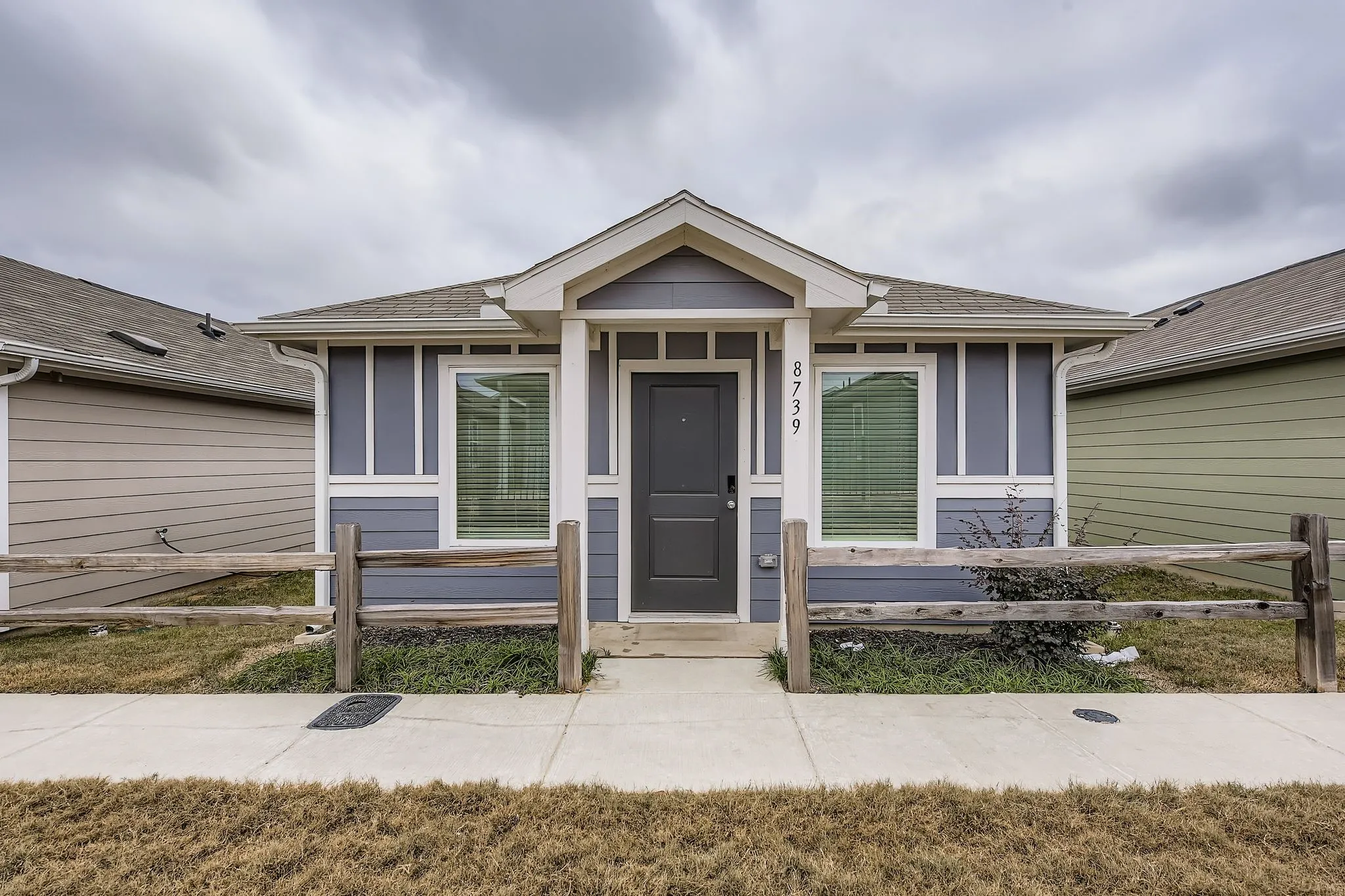 Condominium For Rent in Tarrant County , 8739 Cottage Creek Drive 53, Fort Worth, Texas 76123, 2 Bedroom, 2 Bathroom, Garage spaces, 760 Sqft, built in 2023, mls#21363071, Real Estate Agent in Fort Worth, Homes For Rent in Tarrant county, Homes For Rent in Fort Worth, Realtor in Fort Worth Texas, Real Estate Brokerage Independent Realty Texas, Luminita Cordes Realtor