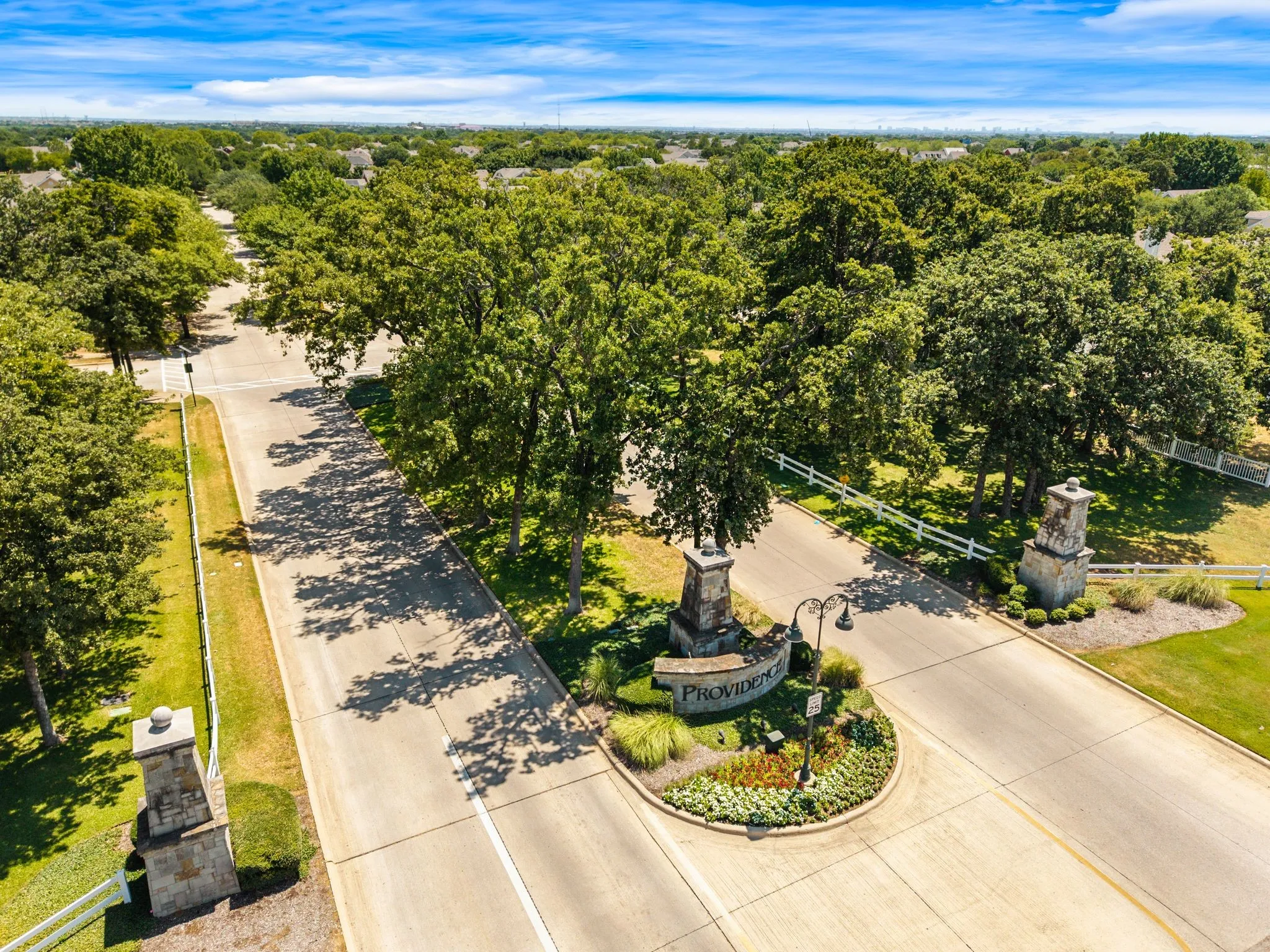 Single Family Residence For Sale in Denton County , 9810 Walnut Hill Drive, Providence Village, Texas 76227, 3 Bedroom, 3 Bathroom, 2 Garage spaces, 1,676 Sqft, built in 2002, Price $280,000, mls#21356937, Real Estate Agent in Providence Village, Homes For Sale in Denton county, Homes For Sale in Providence Village, Realtor in Providence Village Texas, Real Estate Brokerage Independent Realty Texas, Luminita Cordes Realtor