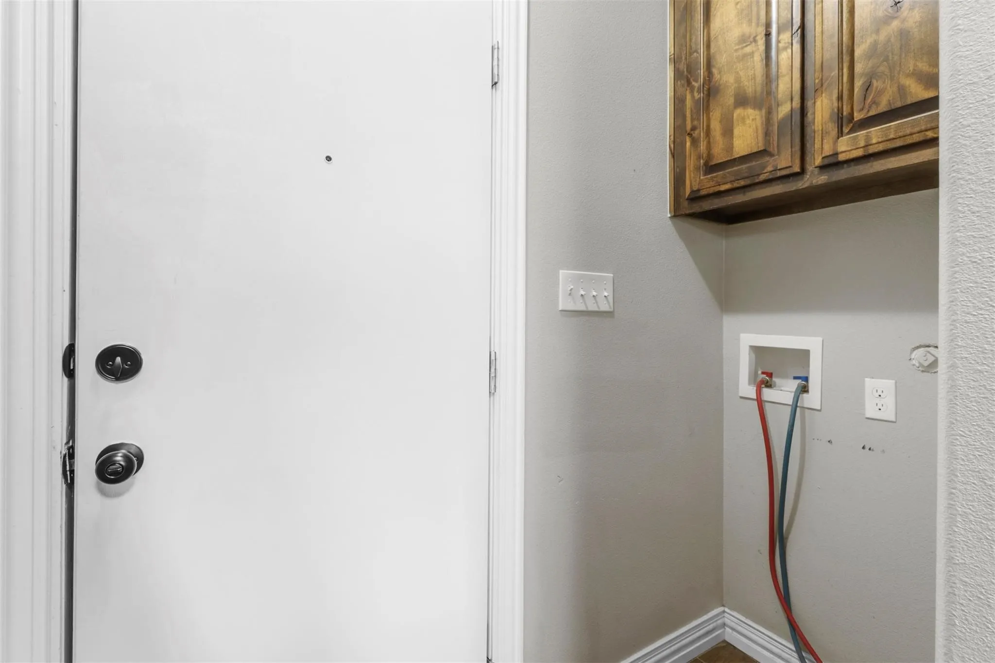 Single Family Residence For Rent in Grayson County , 1624 E King Street, Sherman, Texas 75090, 3 Bedroom, 2 Bathroom, 1 Garage spaces, 1,265 Sqft, built in 2018, mls#21363450, Real Estate Agent in Sherman, Homes For Rent in Grayson county, Homes For Rent in Sherman, Realtor in Sherman Texas, Real Estate Brokerage Independent Realty Texas, Luminita Cordes Realtor