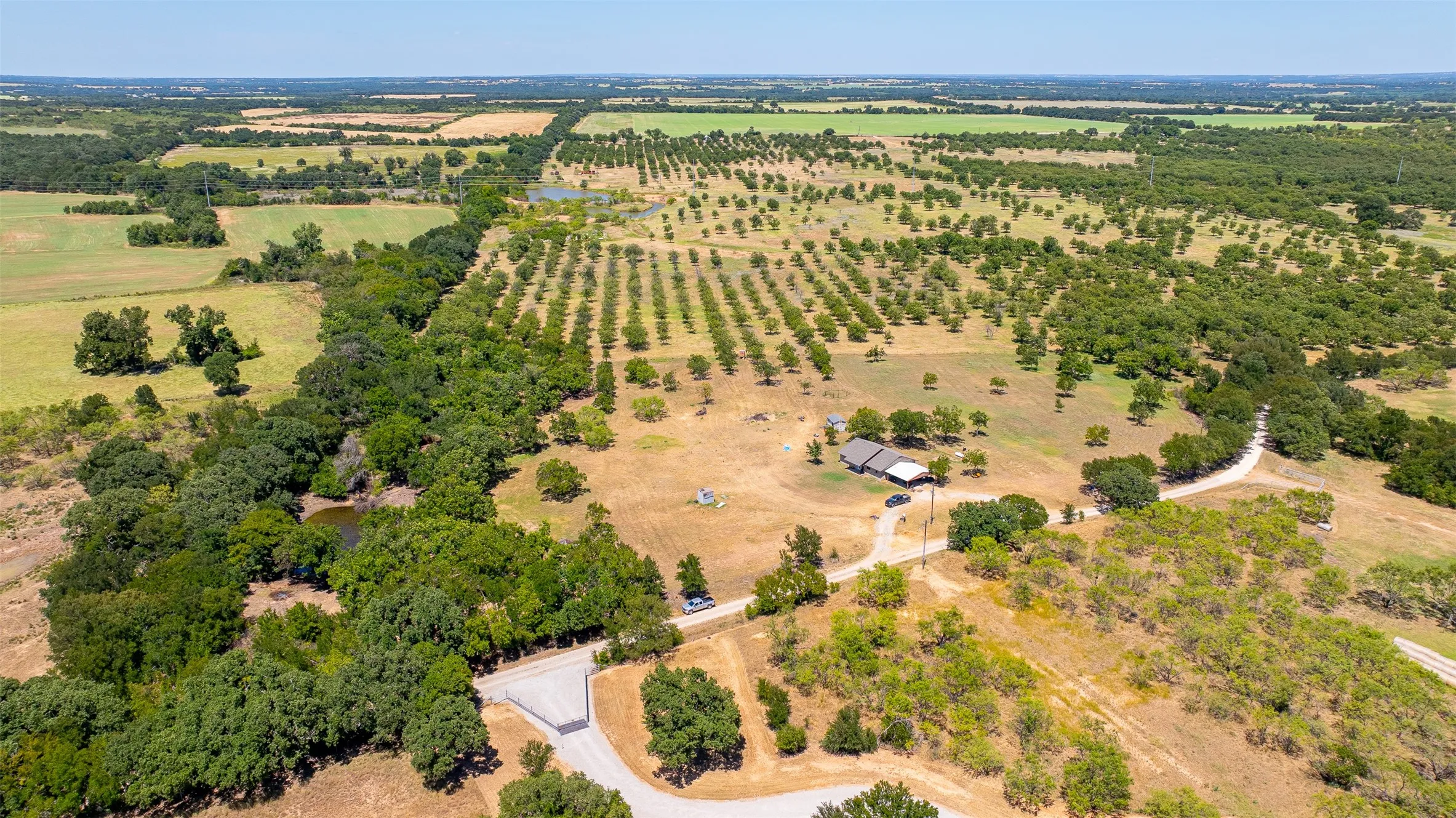 Single Family Residence For Sale in Comanche County , 600 County Road 427, De Leon, Texas 76444, 3 Bedroom, 2 Bathroom, Garage spaces, 1,530 Sqft, built in 1994, mls#21355251, Real Estate Agent in De Leon, Homes For Sale in Comanche county, Homes For Sale in De Leon, Realtor in De Leon Texas, Real Estate Brokerage Independent Realty Texas, Luminita Cordes Realtor