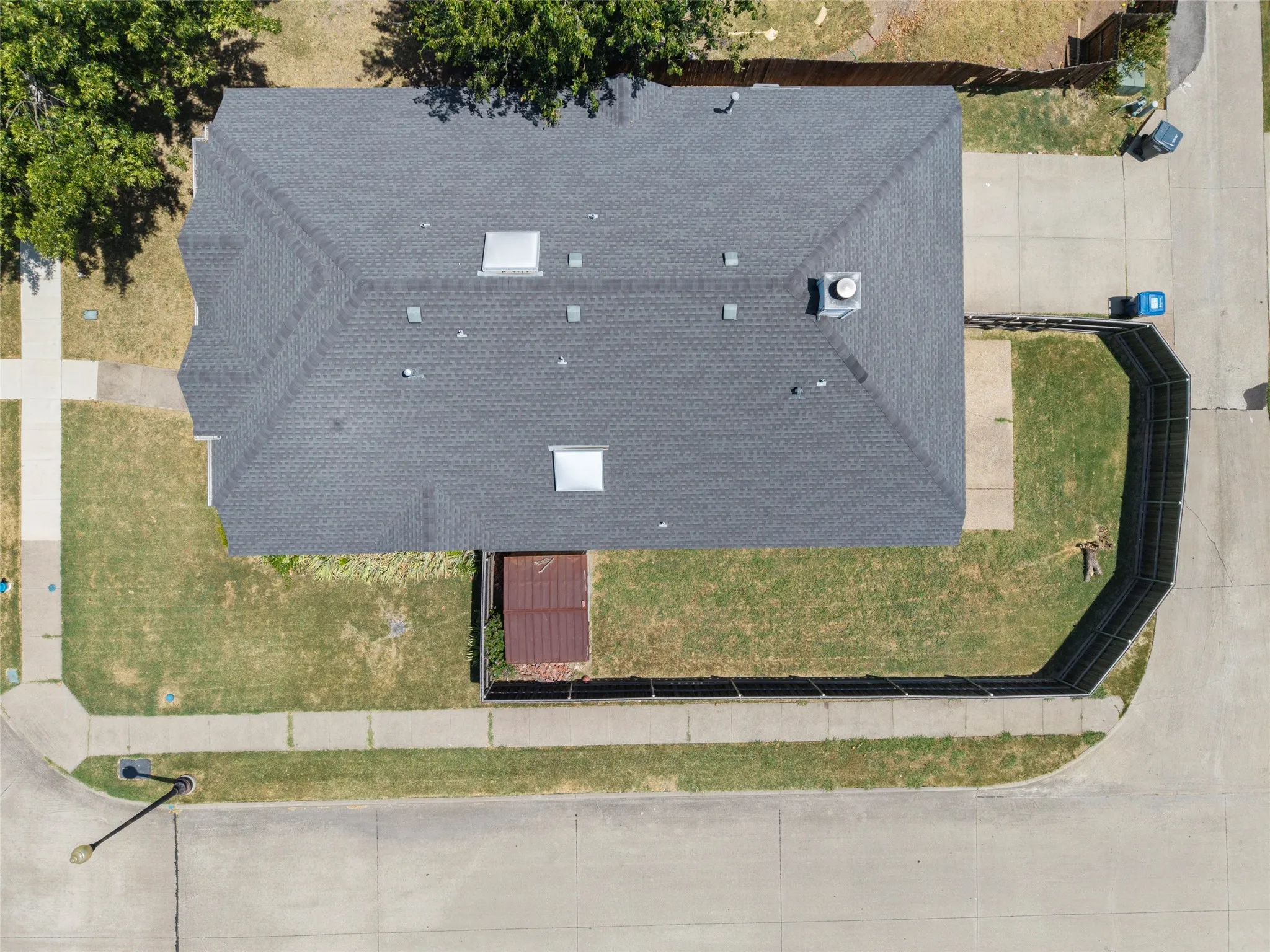 Single Family Residence For Sale in Collin County , 5025 China Berry Drive, Mc Kinney, Texas 75070, 4 Bedroom, 2 Bathroom, 2 Garage spaces, 2,144 Sqft, built in 1999, mls#21362134, Real Estate Agent in Mc Kinney, Homes For Sale in Collin county, Homes For Sale in Mc Kinney, Realtor in Mc Kinney Texas, Real Estate Brokerage Independent Realty Texas, Luminita Cordes Realtor