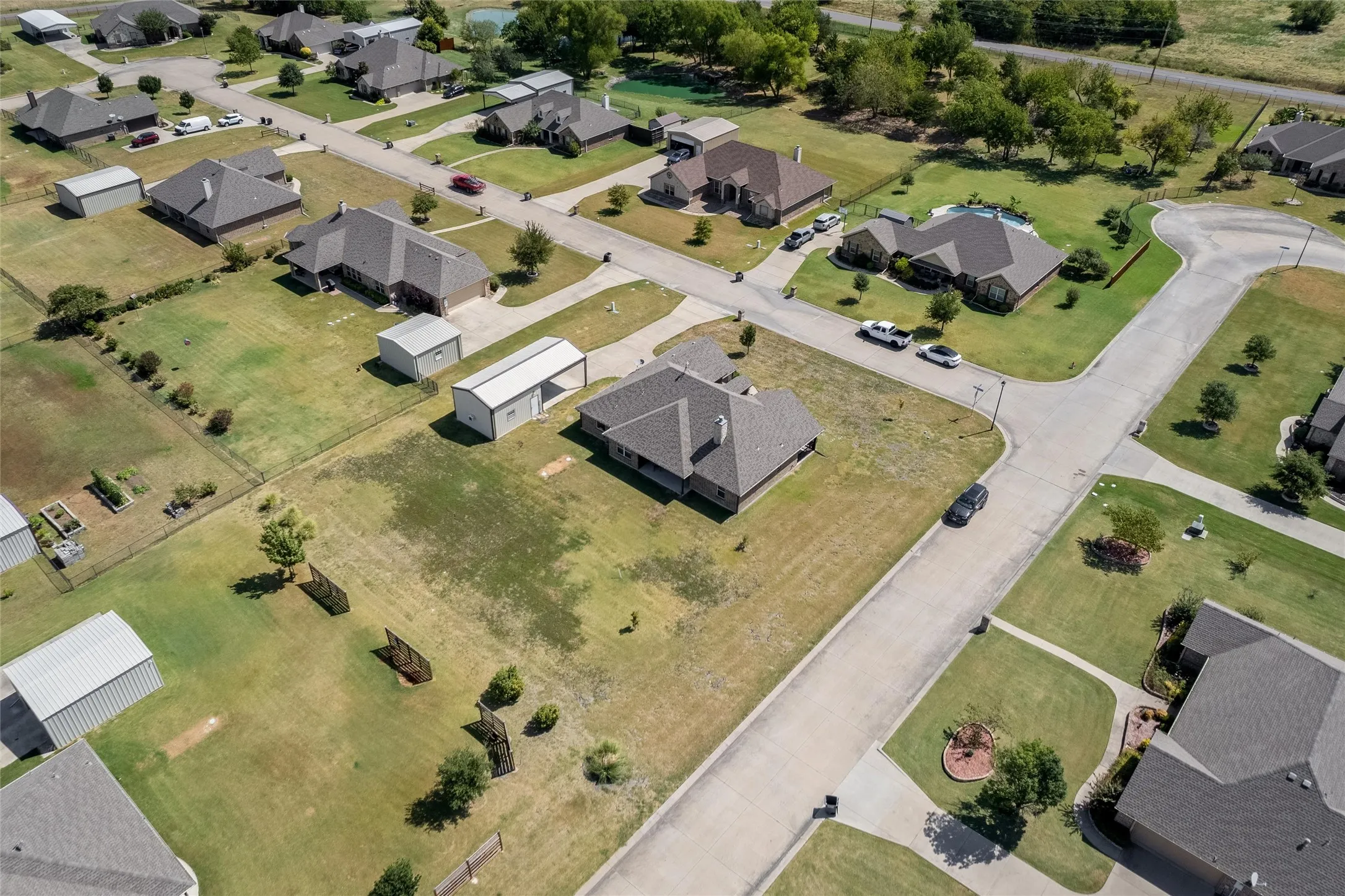 Single Family Residence For Sale in Collin County , 501 Hubbard Circle, Nevada, Texas 75173, 3 Bedroom, 2 Bathroom, 2 Garage spaces, 2,003 Sqft, built in 2013, mls#21362506, Real Estate Agent in Nevada, Homes For Sale in Collin county, Homes For Sale in Nevada, Realtor in Nevada Texas, Real Estate Brokerage Independent Realty Texas, Luminita Cordes Realtor