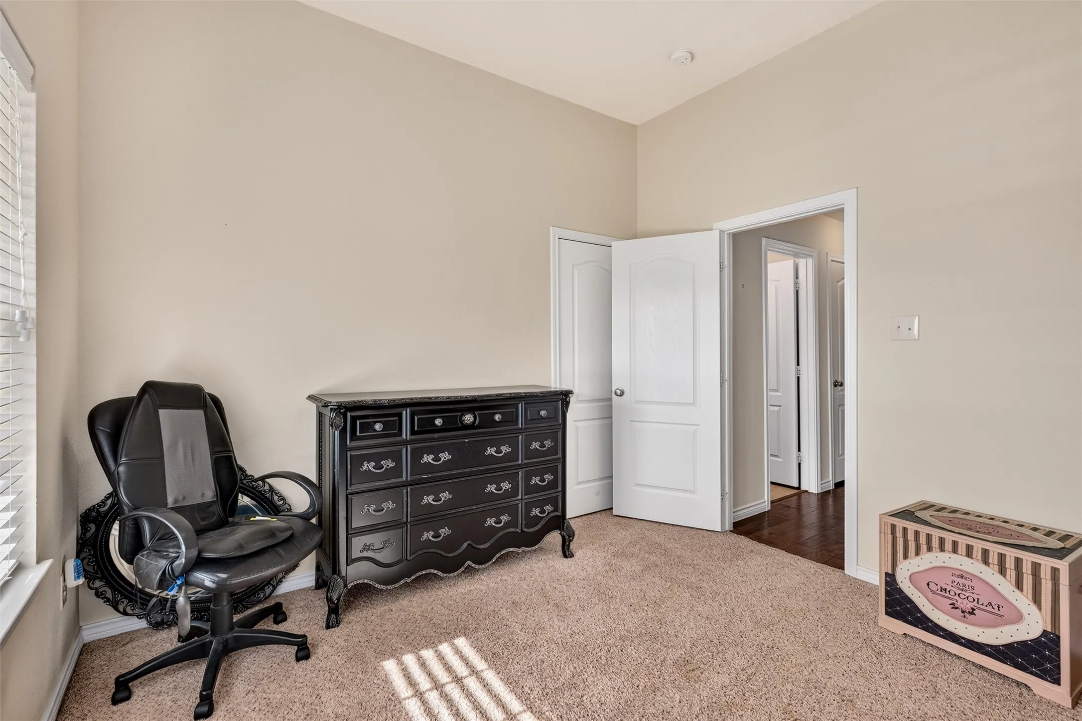 Bed #3 with walk in closet