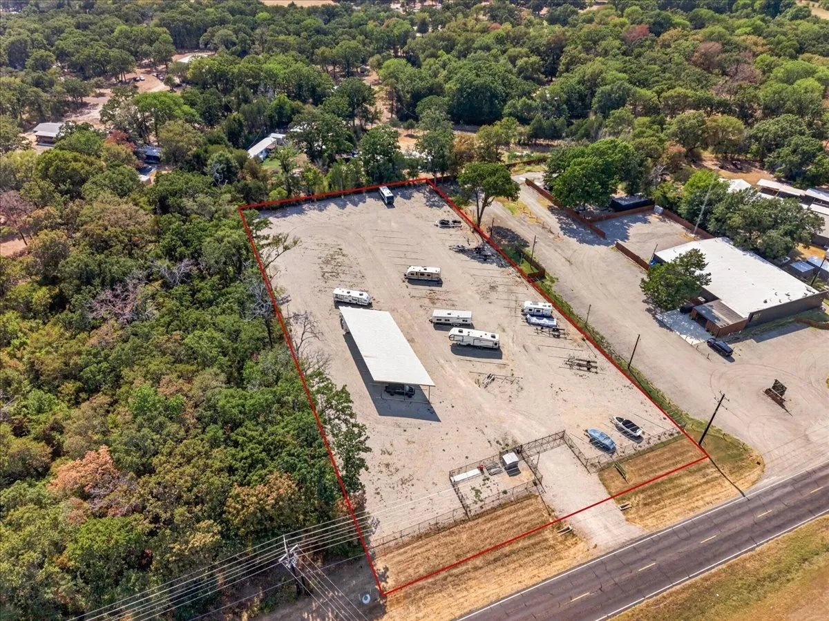 Business For Sale in Henderson County , 1204 Tool Drive, Tool, Texas 75143, 0, 0, Garage spaces, 0 Sqft, built in 2024, mls#21363454, Real Estate Agent in Tool, Homes For Sale in Henderson county, Homes For Sale in Tool, Realtor in Tool Texas, Real Estate Brokerage Independent Realty Texas, Luminita Cordes Realtor