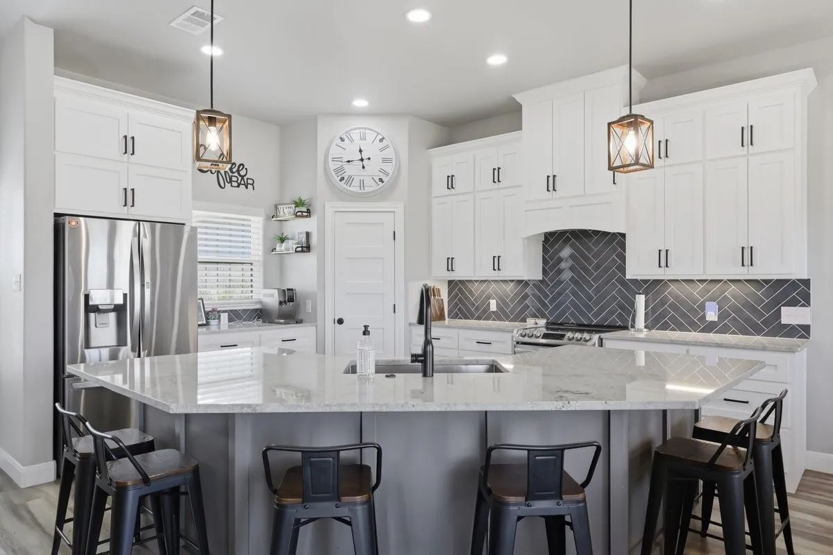 Single Family Residence For Sale in Taylor County , 144 Hawker Lane, Abilene, Texas 79602, 4 Bedroom, 3 Bathroom, 2 Garage spaces, 2,034 Sqft, built in 2021, mls#21363165, Real Estate Agent in Abilene, Homes For Sale in Taylor county, Homes For Sale in Abilene, Realtor in Abilene Texas, Real Estate Brokerage Independent Realty Texas, Luminita Cordes Realtor