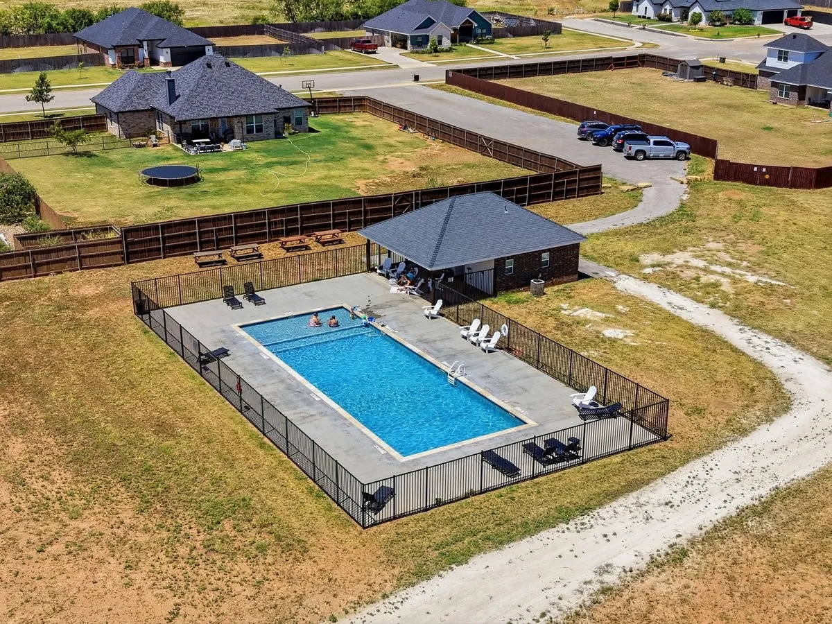 Single Family Residence For Sale in Taylor County , 144 Hawker Lane, Abilene, Texas 79602, 4 Bedroom, 3 Bathroom, 2 Garage spaces, 2,034 Sqft, built in 2021, mls#21363165, Real Estate Agent in Abilene, Homes For Sale in Taylor county, Homes For Sale in Abilene, Realtor in Abilene Texas, Real Estate Brokerage Independent Realty Texas, Luminita Cordes Realtor