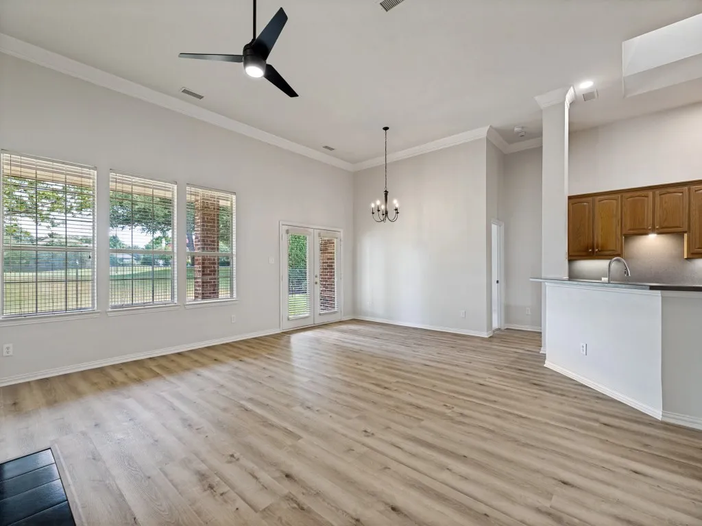 Single Family Residence For Sale in Denton County , 2544 Prestonwood Drive, Plano, Texas 75093, 3 Bedroom, 3 Bathroom, 2 Garage spaces, 2,362 Sqft, built in 1998, mls#21328213, Real Estate Agent in Plano, Homes For Sale in Denton county, Homes For Sale in Plano, Realtor in Plano Texas, Real Estate Brokerage Independent Realty Texas, Luminita Cordes Realtor