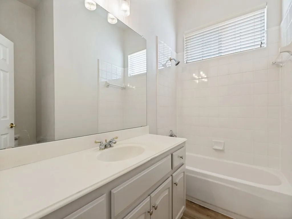 Single Family Residence For Sale in Denton County , 2544 Prestonwood Drive, Plano, Texas 75093, 3 Bedroom, 3 Bathroom, 2 Garage spaces, 2,362 Sqft, built in 1998, mls#21328213, Real Estate Agent in Plano, Homes For Sale in Denton county, Homes For Sale in Plano, Realtor in Plano Texas, Real Estate Brokerage Independent Realty Texas, Luminita Cordes Realtor
