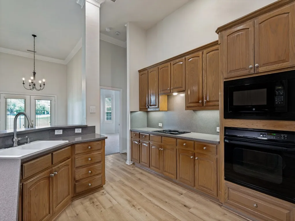 Single Family Residence For Sale in Denton County , 2544 Prestonwood Drive, Plano, Texas 75093, 3 Bedroom, 3 Bathroom, 2 Garage spaces, 2,362 Sqft, built in 1998, mls#21328213, Real Estate Agent in Plano, Homes For Sale in Denton county, Homes For Sale in Plano, Realtor in Plano Texas, Real Estate Brokerage Independent Realty Texas, Luminita Cordes Realtor