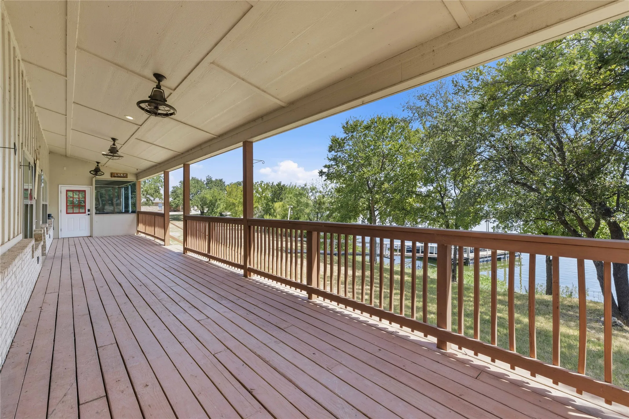 Single Family Residence For Sale in Brown County , 4660 Fm 3021, Brownwood, Texas 76801, 3 Bedroom, 3 Bathroom, 3 Garage spaces, 2,548 Sqft, built in 2019, mls#21363337, Real Estate Agent in Brownwood, Homes For Sale in Brown county, Homes For Sale in Brownwood, Realtor in Brownwood Texas, Real Estate Brokerage Independent Realty Texas, Luminita Cordes Realtor