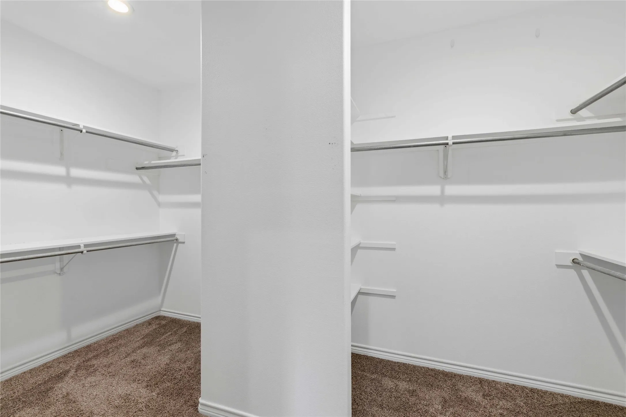 Single Family Residence For Sale in Brown County , 4660 Fm 3021, Brownwood, Texas 76801, 3 Bedroom, 3 Bathroom, 3 Garage spaces, 2,548 Sqft, built in 2019, mls#21363337, Real Estate Agent in Brownwood, Homes For Sale in Brown county, Homes For Sale in Brownwood, Realtor in Brownwood Texas, Real Estate Brokerage Independent Realty Texas, Luminita Cordes Realtor