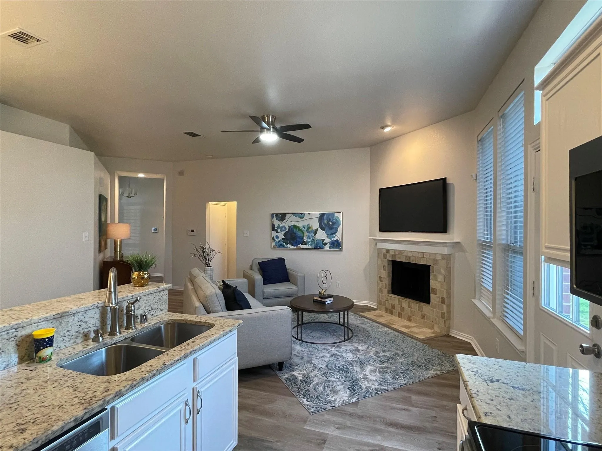 Single Family Residence For Rent in Collin County , 4917 Brookridge Avenue, Mc Kinney, Texas 75071, 3 Bedroom, 2 Bathroom, 2 Garage spaces, 1,404 Sqft, built in 2001, mls#21363463, Real Estate Agent in Mc Kinney, Homes For Rent in Collin county, Homes For Rent in Mc Kinney, Realtor in Mc Kinney Texas, Real Estate Brokerage Independent Realty Texas, Luminita Cordes Realtor