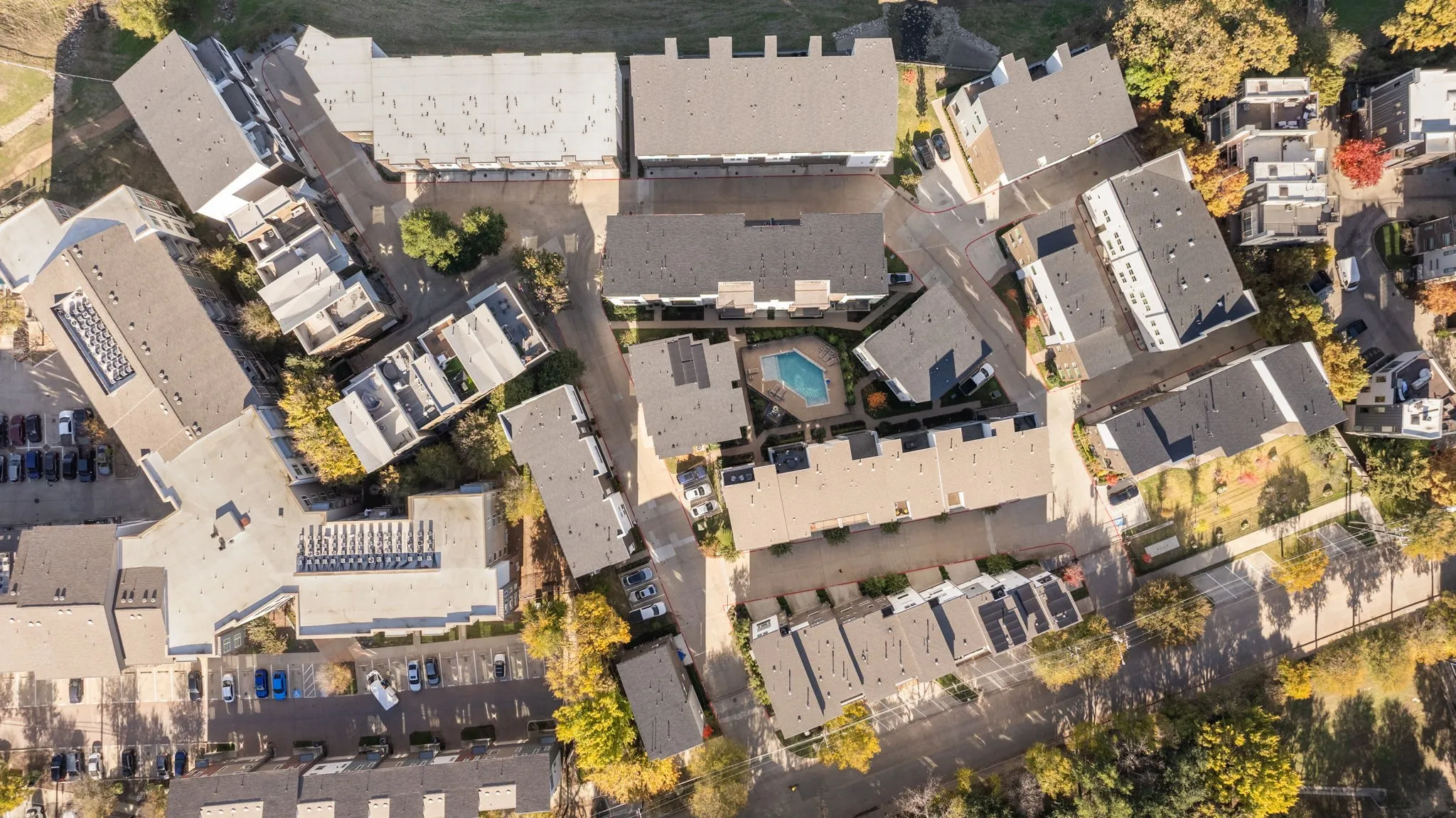 Townhouse For Sale in Dallas County , 381 E Greenbriar Lane 1603, Dallas, Texas 75203, 3 Bedroom, 4 Bathroom, 2 Garage spaces, 2,397 Sqft, built in 2023, mls#21363470, Real Estate Agent in Dallas, Homes For Sale in Dallas county, Homes For Sale in Dallas, Realtor in Dallas Texas, Real Estate Brokerage Independent Realty Texas, Luminita Cordes Realtor