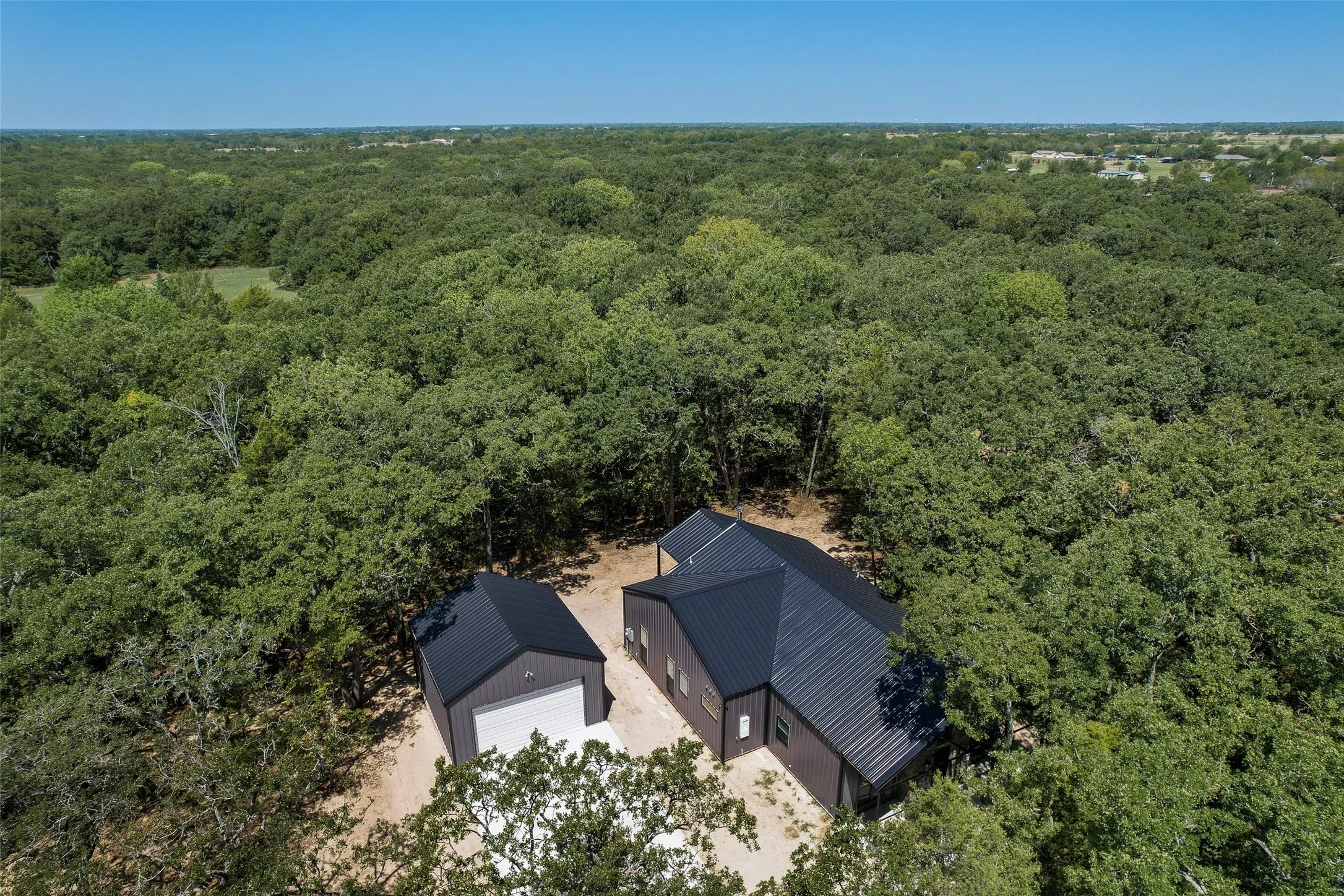 Single Family Residence For Sale in Hunt County , 6326 FM 2101, Quinlan, Texas 75474, 3 Bedroom, 4 Bathroom, 2 Garage spaces, 2,004 Sqft, built in 2026, mls#21362542, Real Estate Agent in Quinlan, Homes For Sale in Hunt county, Homes For Sale in Quinlan, Realtor in Quinlan Texas, Real Estate Brokerage Independent Realty Texas, Luminita Cordes Realtor