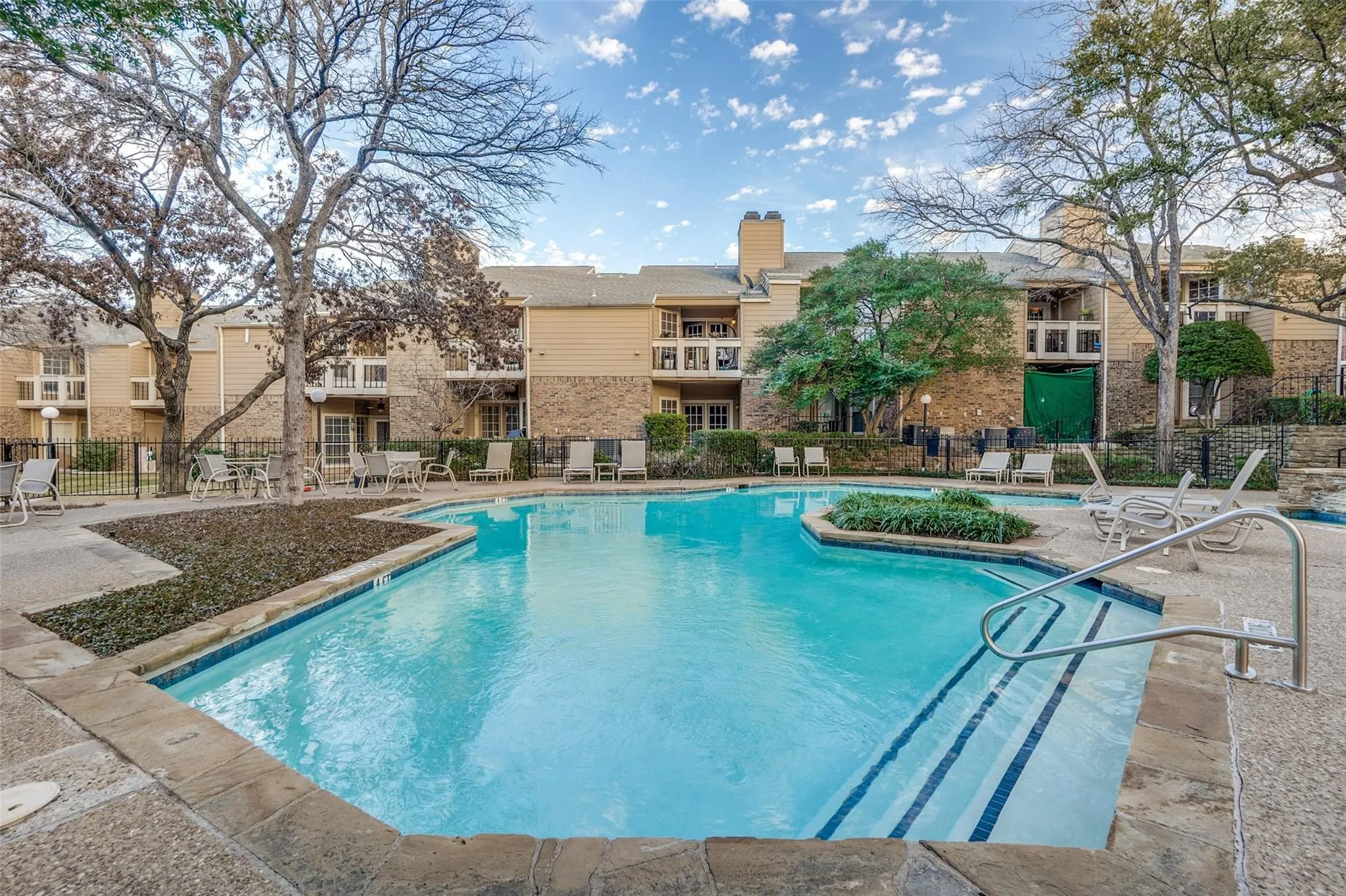 Condominium For Sale in Dallas County , 14277 Preston Road 122, Dallas, Texas 75254, 0, 1 Bathroom, Garage spaces, 546 Sqft, built in 1982, mls#21363477, Real Estate Agent in Dallas, Homes For Sale in Dallas county, Homes For Sale in Dallas, Realtor in Dallas Texas, Real Estate Brokerage Independent Realty Texas, Luminita Cordes Realtor