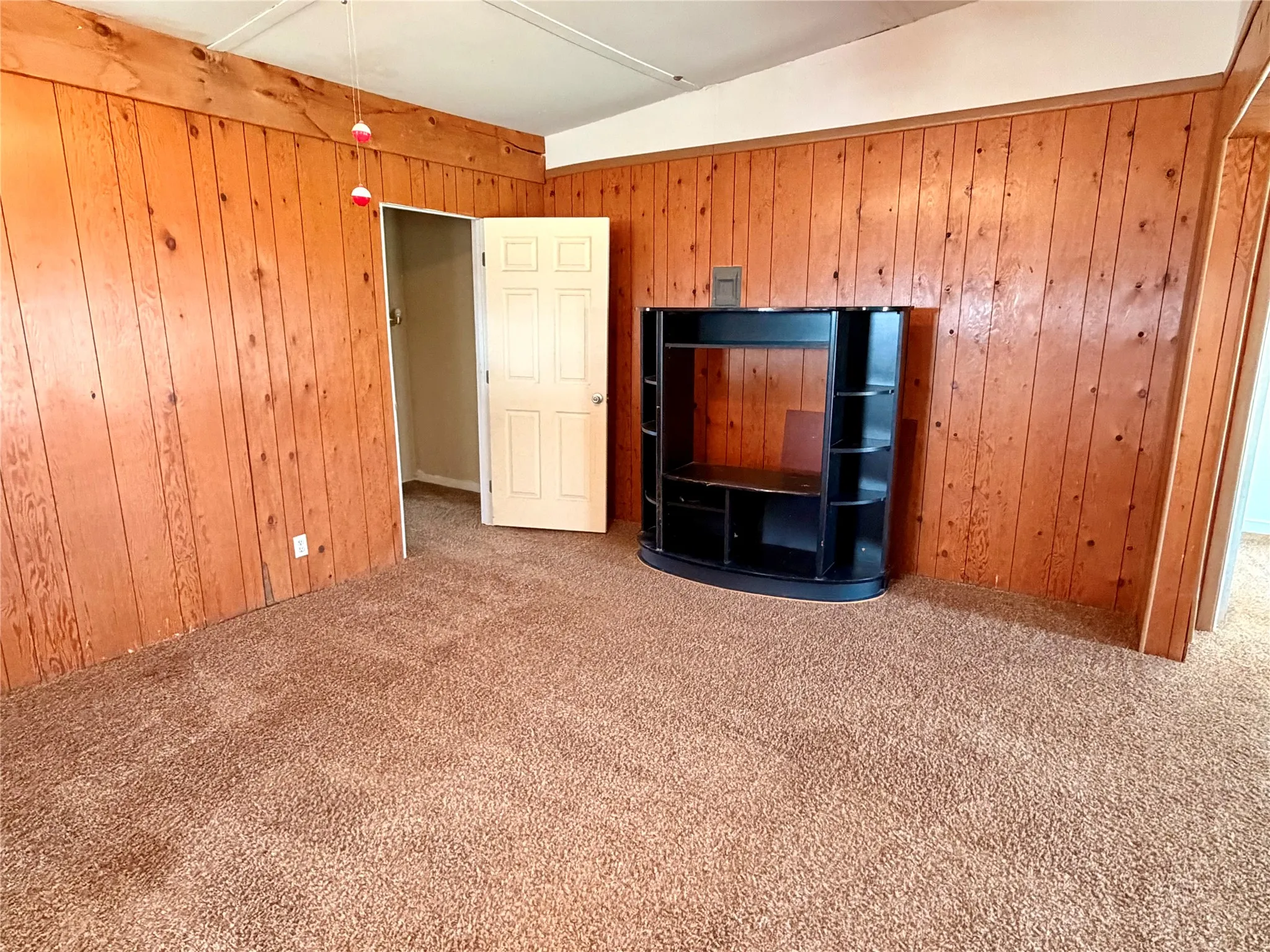 Single Family Residence For Sale in Haskell County , 1375 Vedas Camp Road, Haskell, Texas 79521, 3 Bedroom, 1 Bathroom, Garage spaces, 1,456 Sqft, built in 1955, Price $124,500, mls#21363461, Real Estate Agent in Haskell, Homes For Sale in Haskell county, Homes For Sale in Haskell, Realtor in Haskell Texas, Real Estate Brokerage Independent Realty Texas, Luminita Cordes Realtor