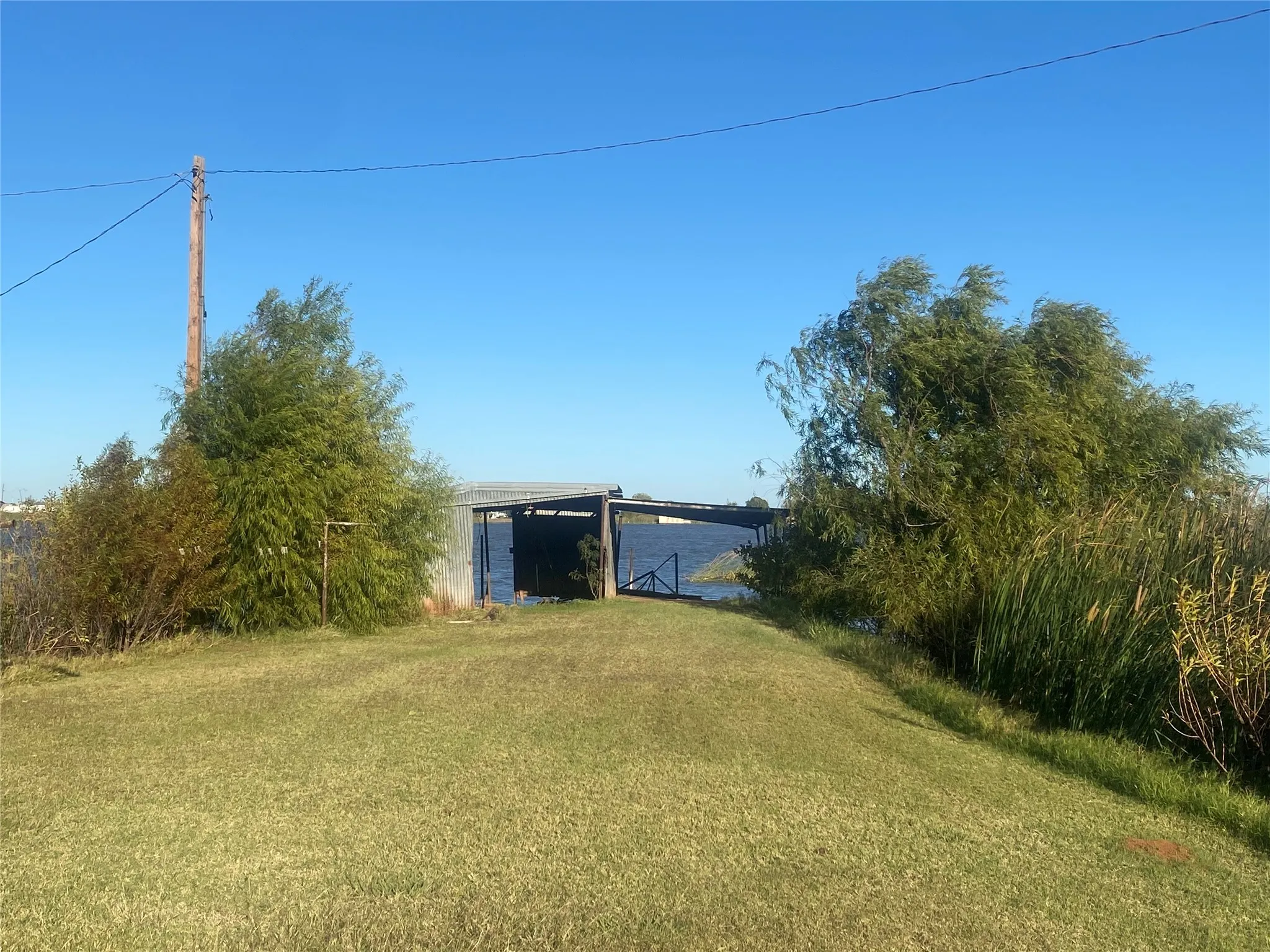 Single Family Residence For Sale in Haskell County , 1375 Vedas Camp Road, Haskell, Texas 79521, 3 Bedroom, 1 Bathroom, Garage spaces, 1,456 Sqft, built in 1955, Price $124,500, mls#21363461, Real Estate Agent in Haskell, Homes For Sale in Haskell county, Homes For Sale in Haskell, Realtor in Haskell Texas, Real Estate Brokerage Independent Realty Texas, Luminita Cordes Realtor