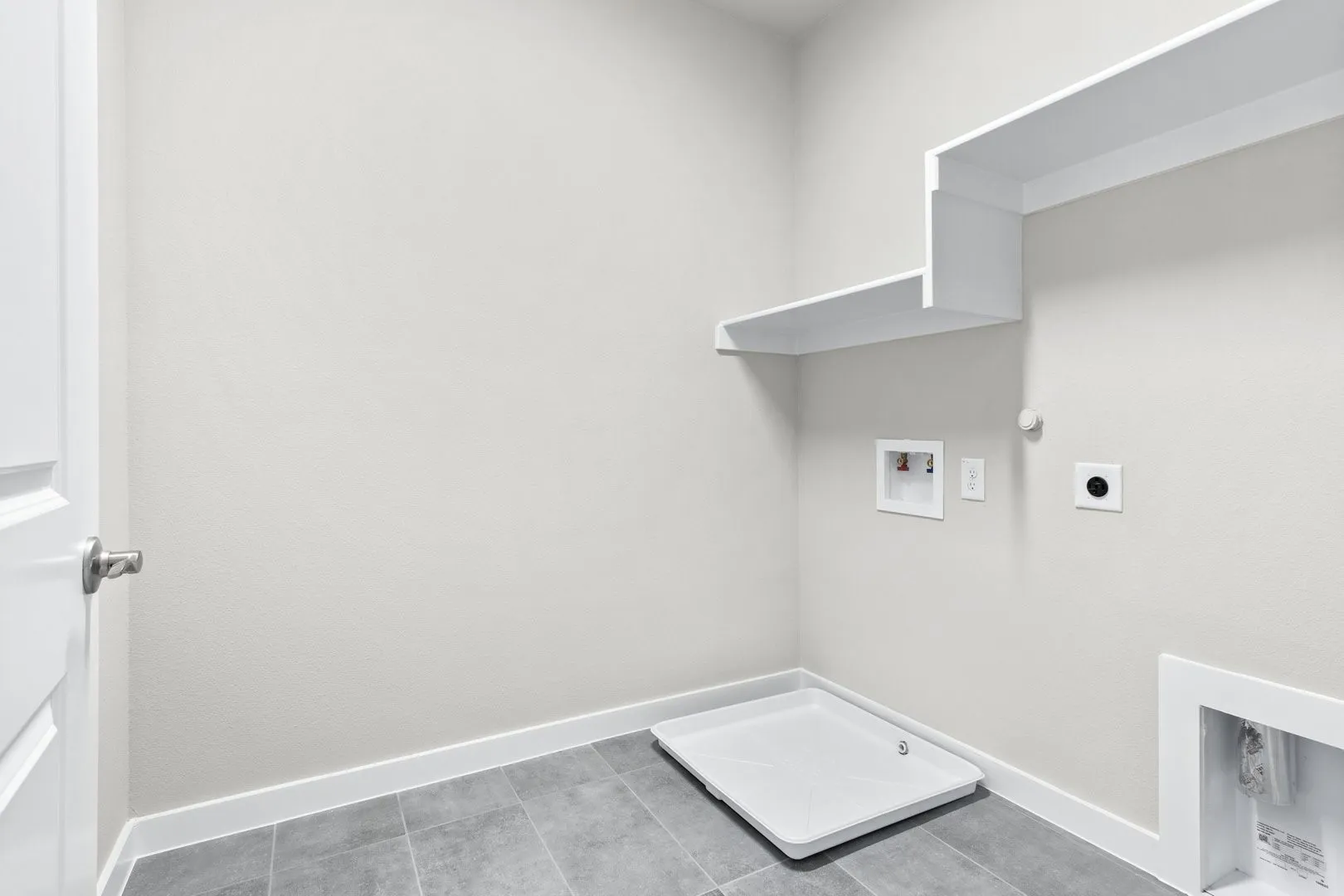 029-2888Enfield-TheColony-TX-75056-Laundry.jpg-SMALL