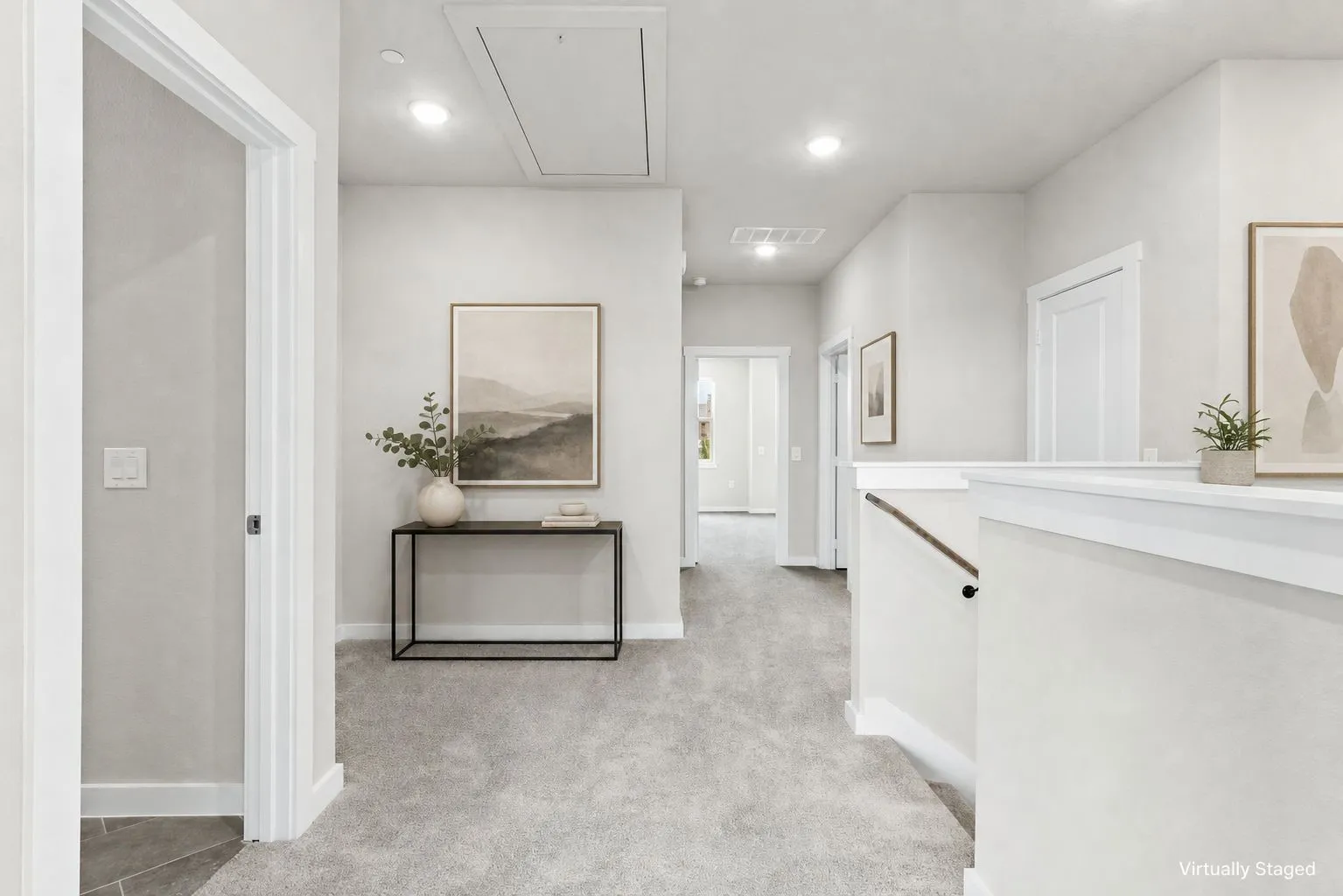 2888 Enfield vs Monterey hallway
