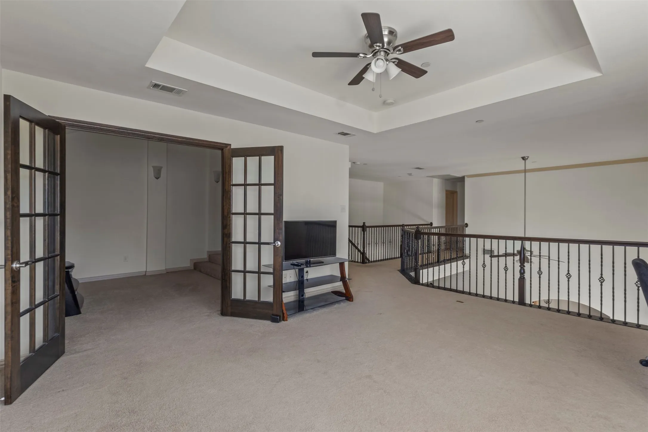 Townhouse For Sale in Dallas County , 4940 Empire Way, Irving, Texas 75038, 3 Bedroom, 3 Bathroom, 2 Garage spaces, 2,364 Sqft, built in 2012, mls#21359075, Real Estate Agent in Irving, Homes For Sale in Dallas county, Homes For Sale in Irving, Realtor in Irving Texas, Real Estate Brokerage Independent Realty Texas, Luminita Cordes Realtor