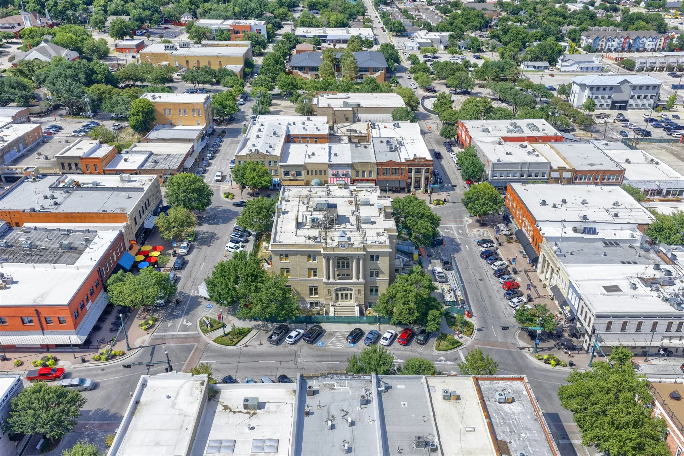 Historic Downtown McKinney's shops, restaurants, and courthouse square