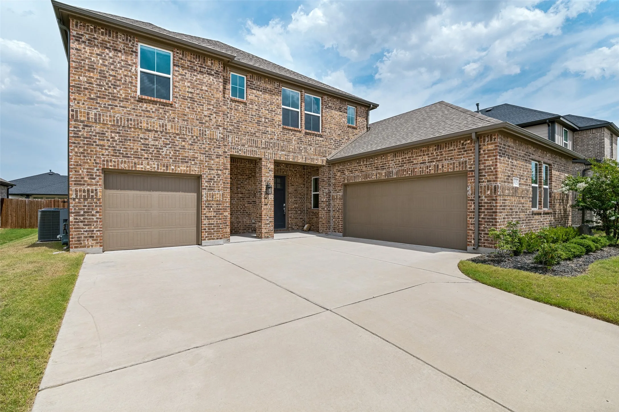 Single Family Residence For Rent in Tarrant County , 915 Crossvine Drive, Mansfield, Texas 76063, 4 Bedroom, 3 Bathroom, 3 Garage spaces, 3,154 Sqft, built in 2023, Price $3,800, mls#21363484, Real Estate Agent in Mansfield, Homes For Rent in Tarrant county, Homes For Rent in Mansfield, Realtor in Mansfield Texas, Real Estate Brokerage Independent Realty Texas, Luminita Cordes Realtor