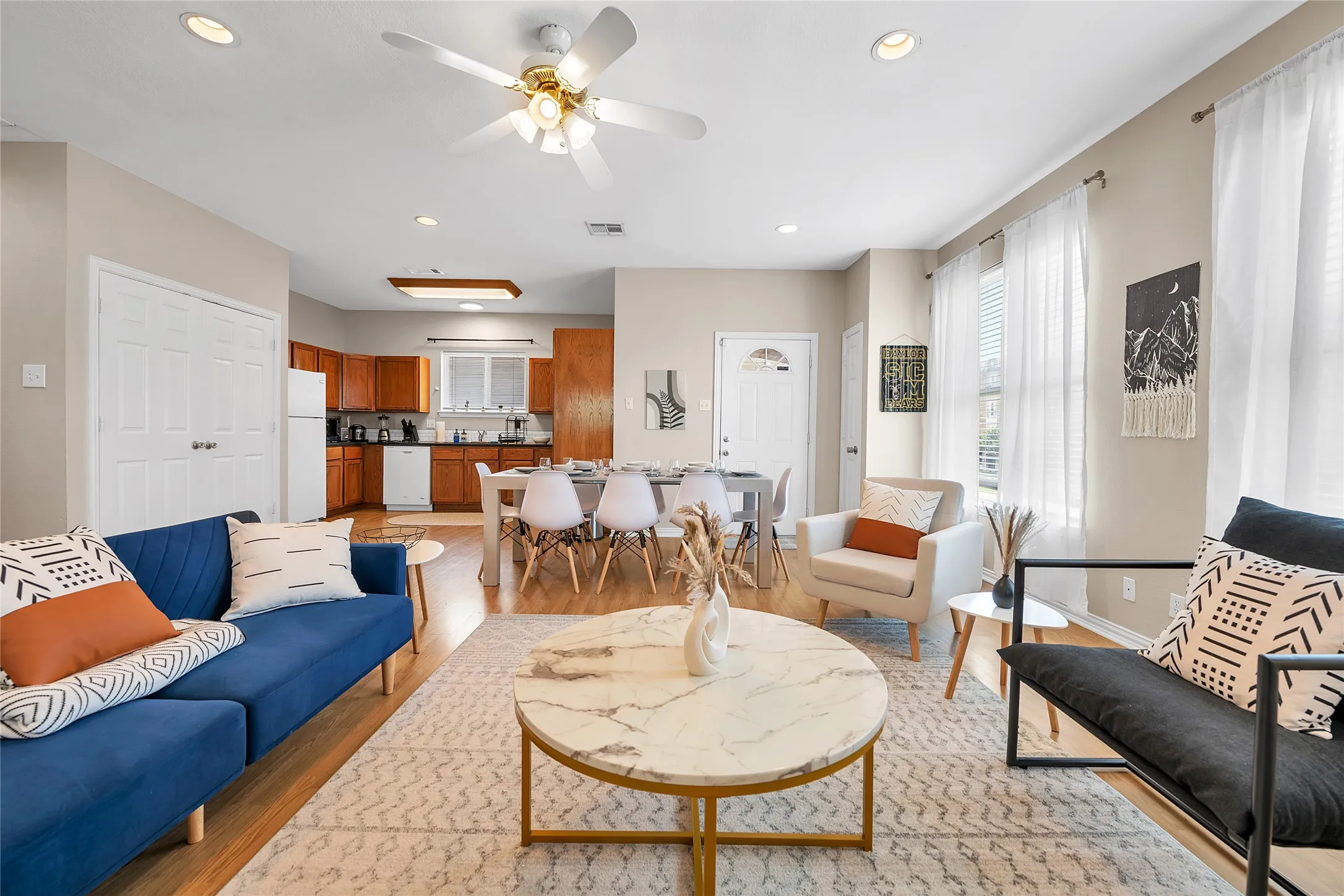 Duplex For Sale in Mc Lennan County , 1425 James Avenue, Waco, Texas 76706, 8 Bedroom, 4 Bathroom, Garage spaces, 0 Sqft, built in 2006, Price $569,000, mls#21360543, Real Estate Agent in Waco, Homes For Sale in Mc Lennan county, Homes For Sale in Waco, Realtor in Waco Texas, Real Estate Brokerage Independent Realty Texas, Luminita Cordes Realtor