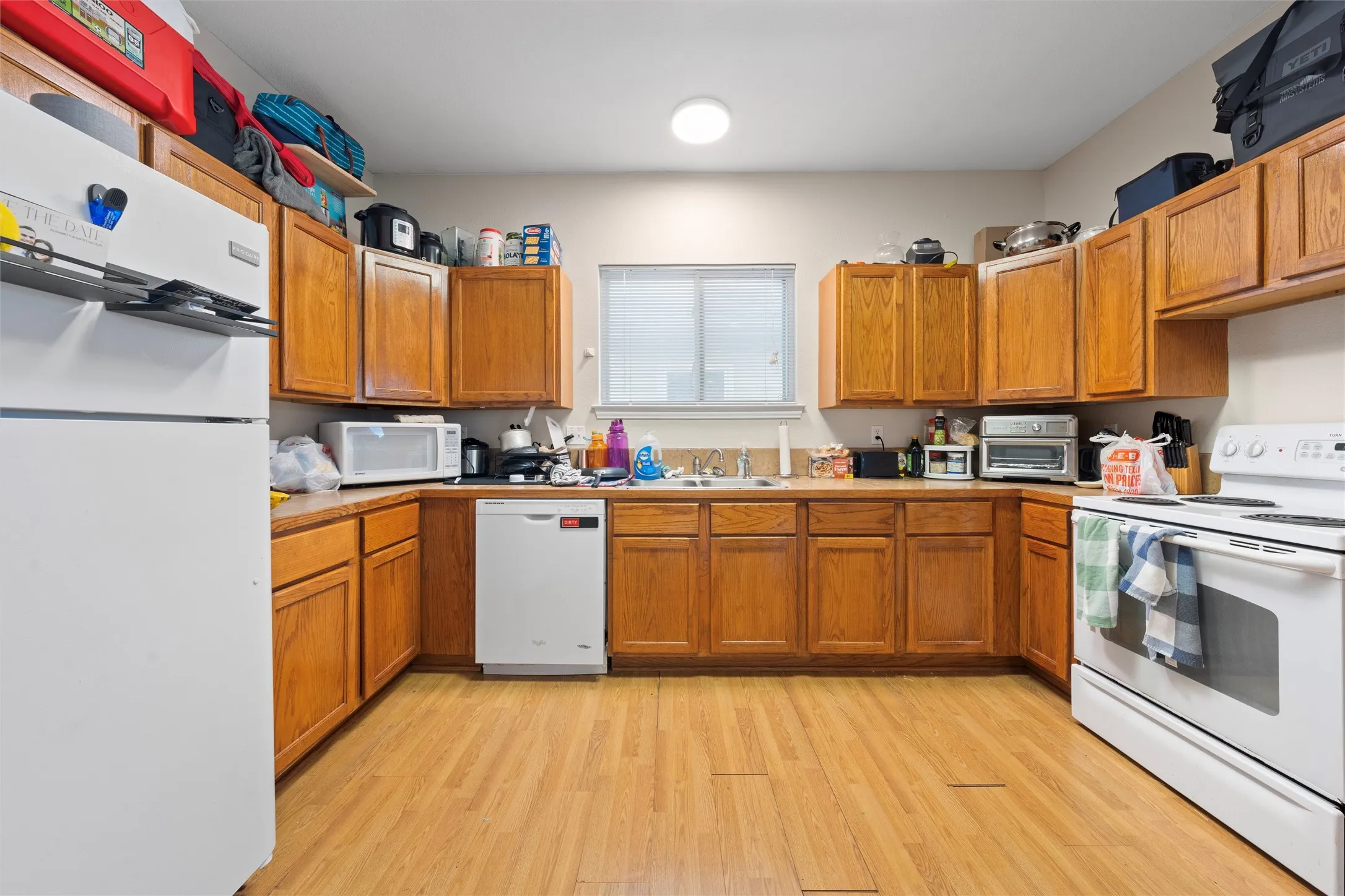 Duplex For Sale in Mc Lennan County , 1425 James Avenue, Waco, Texas 76706, 8 Bedroom, 4 Bathroom, Garage spaces, 0 Sqft, built in 2006, Price $569,000, mls#21360543, Real Estate Agent in Waco, Homes For Sale in Mc Lennan county, Homes For Sale in Waco, Realtor in Waco Texas, Real Estate Brokerage Independent Realty Texas, Luminita Cordes Realtor