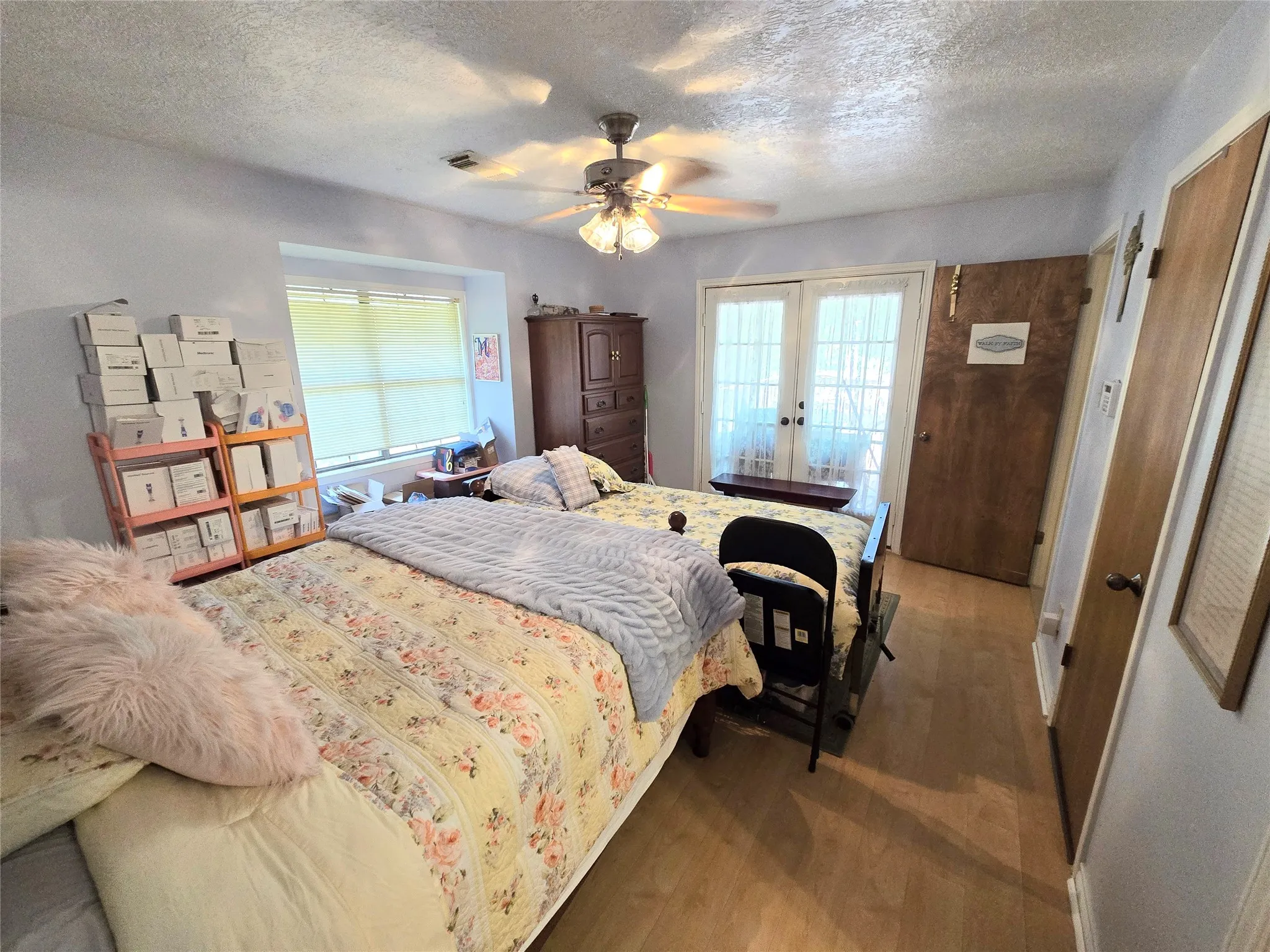 Single Family Residence For Sale in Trinity County , 178 Coral Gables, Trinity, Texas 75862, 4 Bedroom, 3 Bathroom, 2 Garage spaces, 3,005 Sqft, built in 1988, mls#21363326, Real Estate Agent in Trinity, Homes For Sale in Trinity county, Homes For Sale in Trinity, Realtor in Trinity Texas, Real Estate Brokerage Independent Realty Texas, Luminita Cordes Realtor
