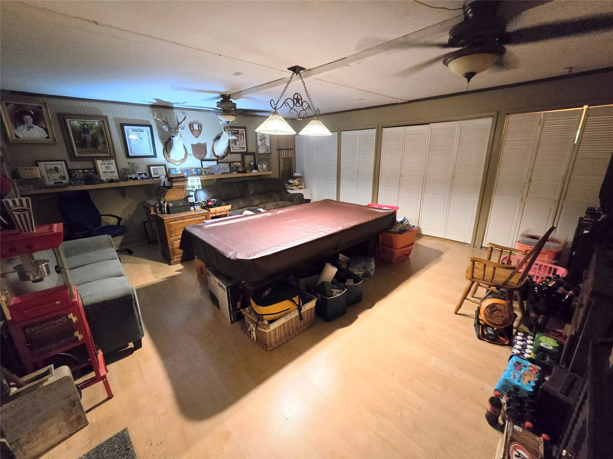 Single Family Residence For Sale in Trinity County , 178 Coral Gables, Trinity, Texas 75862, 4 Bedroom, 3 Bathroom, 2 Garage spaces, 3,005 Sqft, built in 1988, mls#21363326, Real Estate Agent in Trinity, Homes For Sale in Trinity county, Homes For Sale in Trinity, Realtor in Trinity Texas, Real Estate Brokerage Independent Realty Texas, Luminita Cordes Realtor