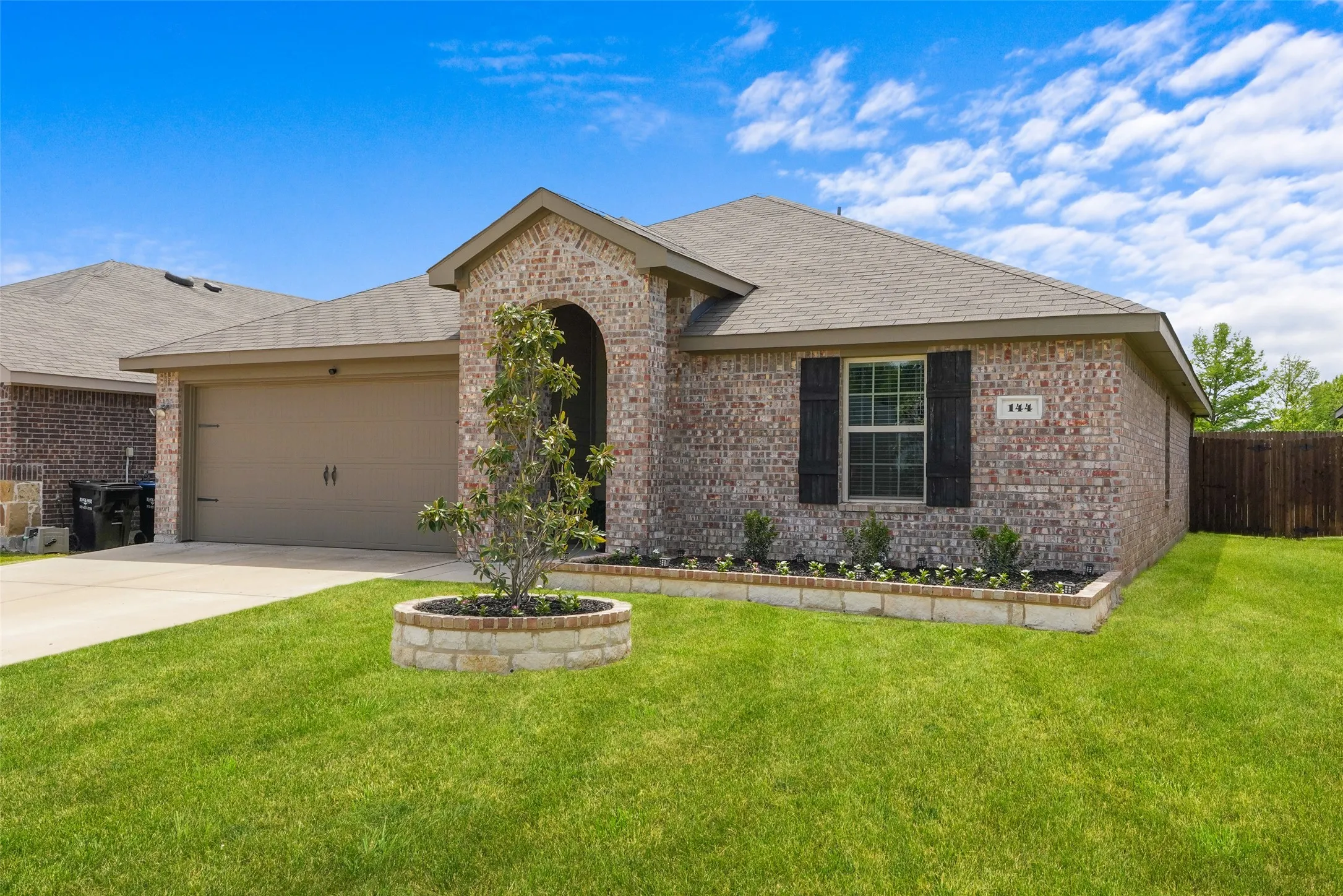 Single Family Residence For Sale in Hunt County , 144 Silver Charm Lane, Caddo Mills, Texas 75135, 4 Bedroom, 2 Bathroom, 2 Garage spaces, 1,583 Sqft, built in 2021, mls#21363163, Real Estate Agent in Caddo Mills, Homes For Sale in Hunt county, Homes For Sale in Caddo Mills, Realtor in Caddo Mills Texas, Real Estate Brokerage Independent Realty Texas, Luminita Cordes Realtor