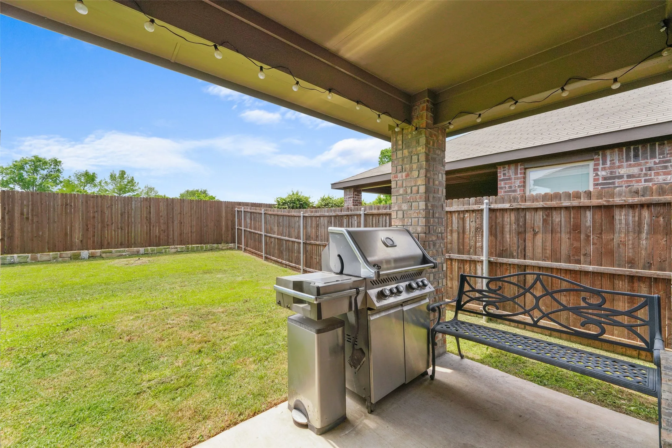 Single Family Residence For Sale in Hunt County , 144 Silver Charm Lane, Caddo Mills, Texas 75135, 4 Bedroom, 2 Bathroom, 2 Garage spaces, 1,583 Sqft, built in 2021, mls#21363163, Real Estate Agent in Caddo Mills, Homes For Sale in Hunt county, Homes For Sale in Caddo Mills, Realtor in Caddo Mills Texas, Real Estate Brokerage Independent Realty Texas, Luminita Cordes Realtor