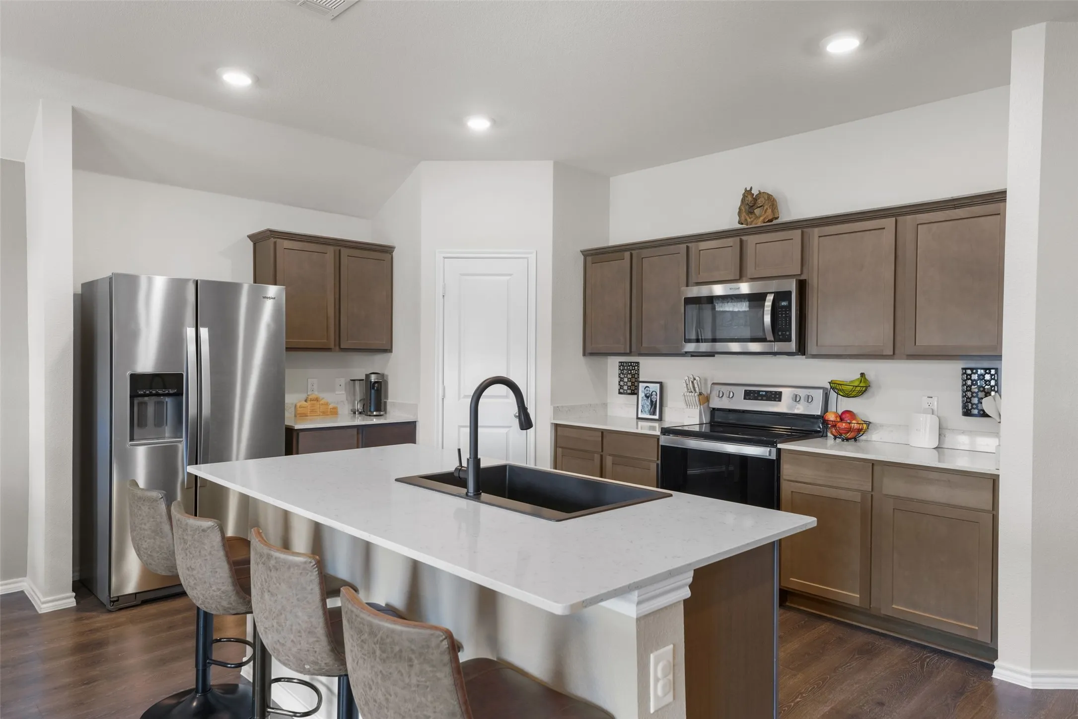 Single Family Residence For Sale in Hunt County , 144 Silver Charm Lane, Caddo Mills, Texas 75135, 4 Bedroom, 2 Bathroom, 2 Garage spaces, 1,583 Sqft, built in 2021, mls#21363163, Real Estate Agent in Caddo Mills, Homes For Sale in Hunt county, Homes For Sale in Caddo Mills, Realtor in Caddo Mills Texas, Real Estate Brokerage Independent Realty Texas, Luminita Cordes Realtor