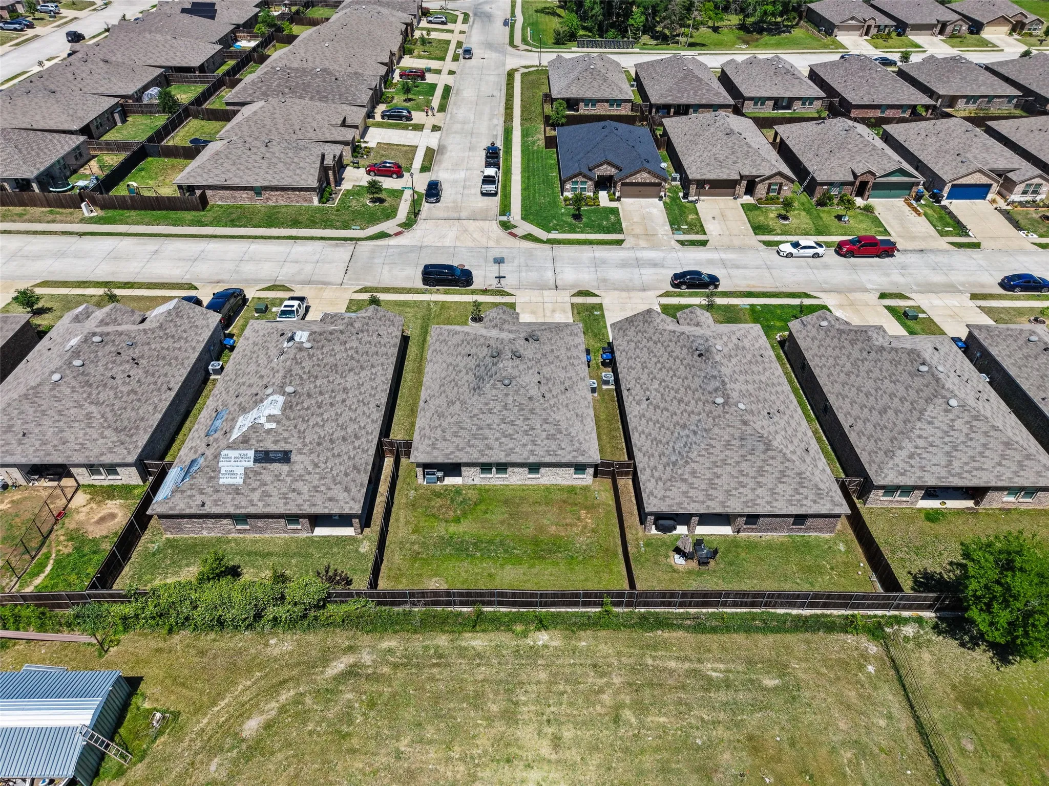 Single Family Residence For Sale in Hunt County , 144 Silver Charm Lane, Caddo Mills, Texas 75135, 4 Bedroom, 2 Bathroom, 2 Garage spaces, 1,583 Sqft, built in 2021, mls#21363163, Real Estate Agent in Caddo Mills, Homes For Sale in Hunt county, Homes For Sale in Caddo Mills, Realtor in Caddo Mills Texas, Real Estate Brokerage Independent Realty Texas, Luminita Cordes Realtor